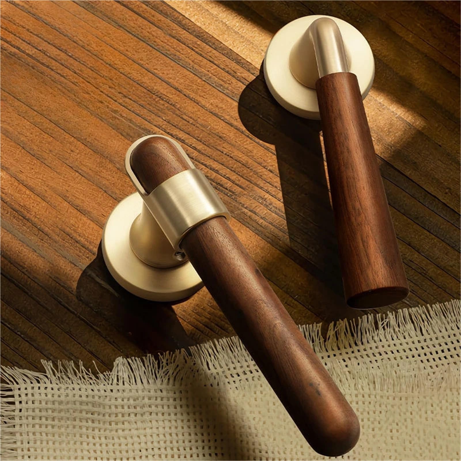 Compatible con cerraduras for puertas de madera de nogal, manilla de estilo retro for dormitorios con función silenciosa for puertas interiores.(Brushed copper A)