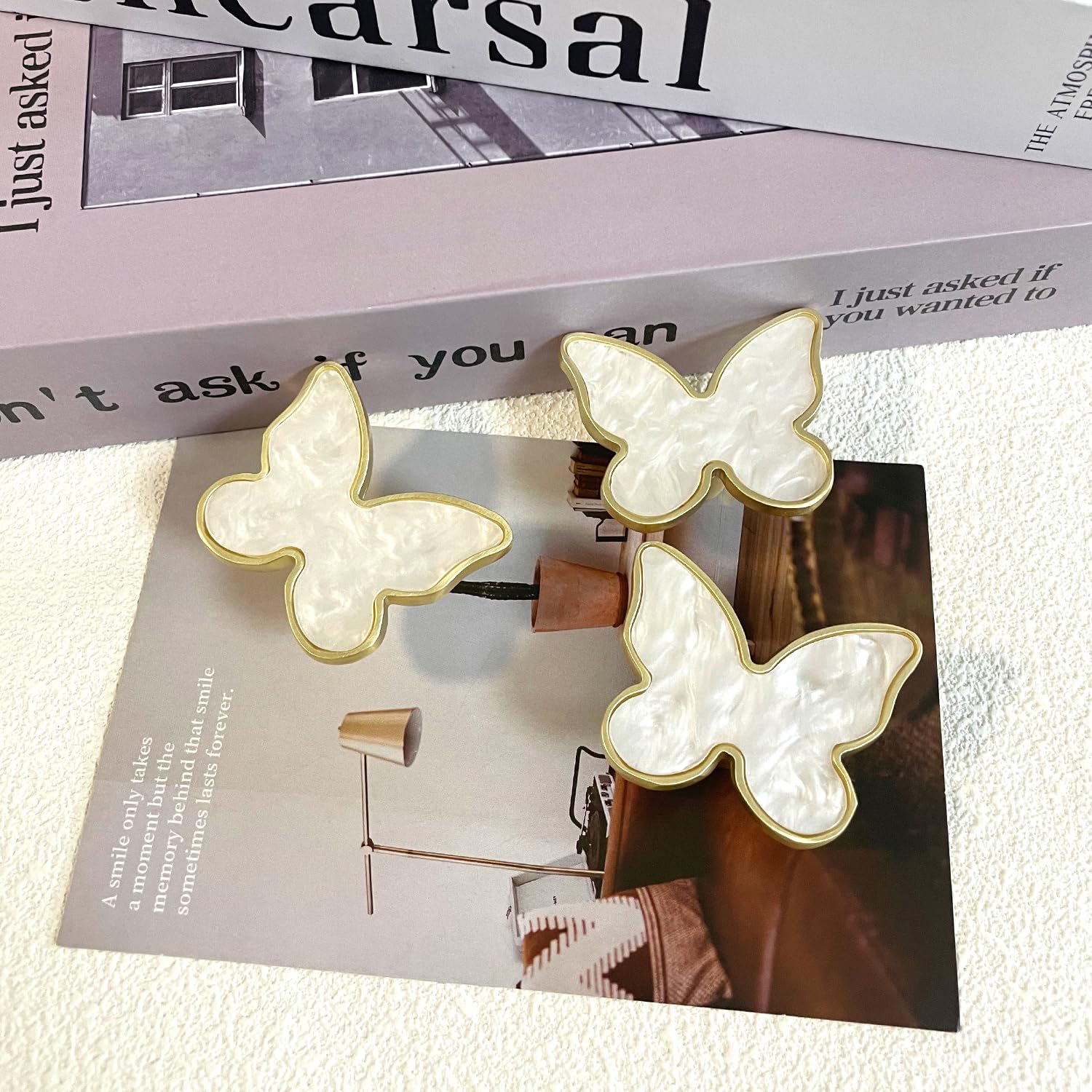 BAOTXHBR 6 pcs Butterfly Shape Knobs Handle Gold Cabinet Knobs Decoration  Door Handle Single Hole Handles Cabinet Drawer Dresser Kitchen Wardrobe  Furniture Hardware Pulls (White) - Amazon.com