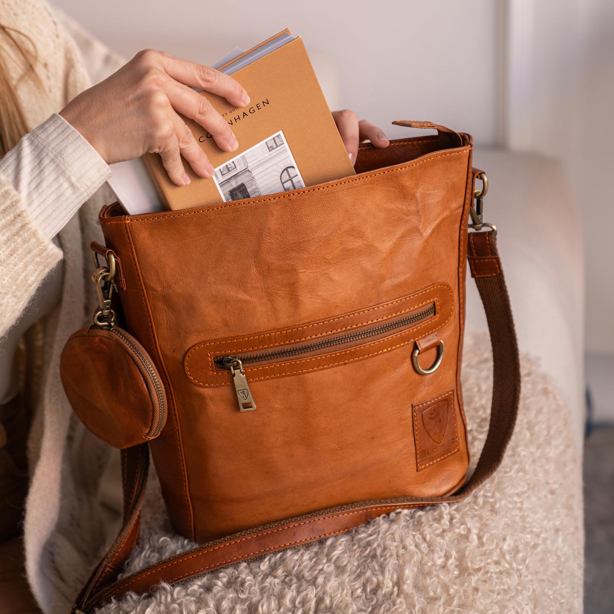 Berliner Bags Siena Bolso Bandolera Hobo Mujer Piel Auténtica Mediano YKK