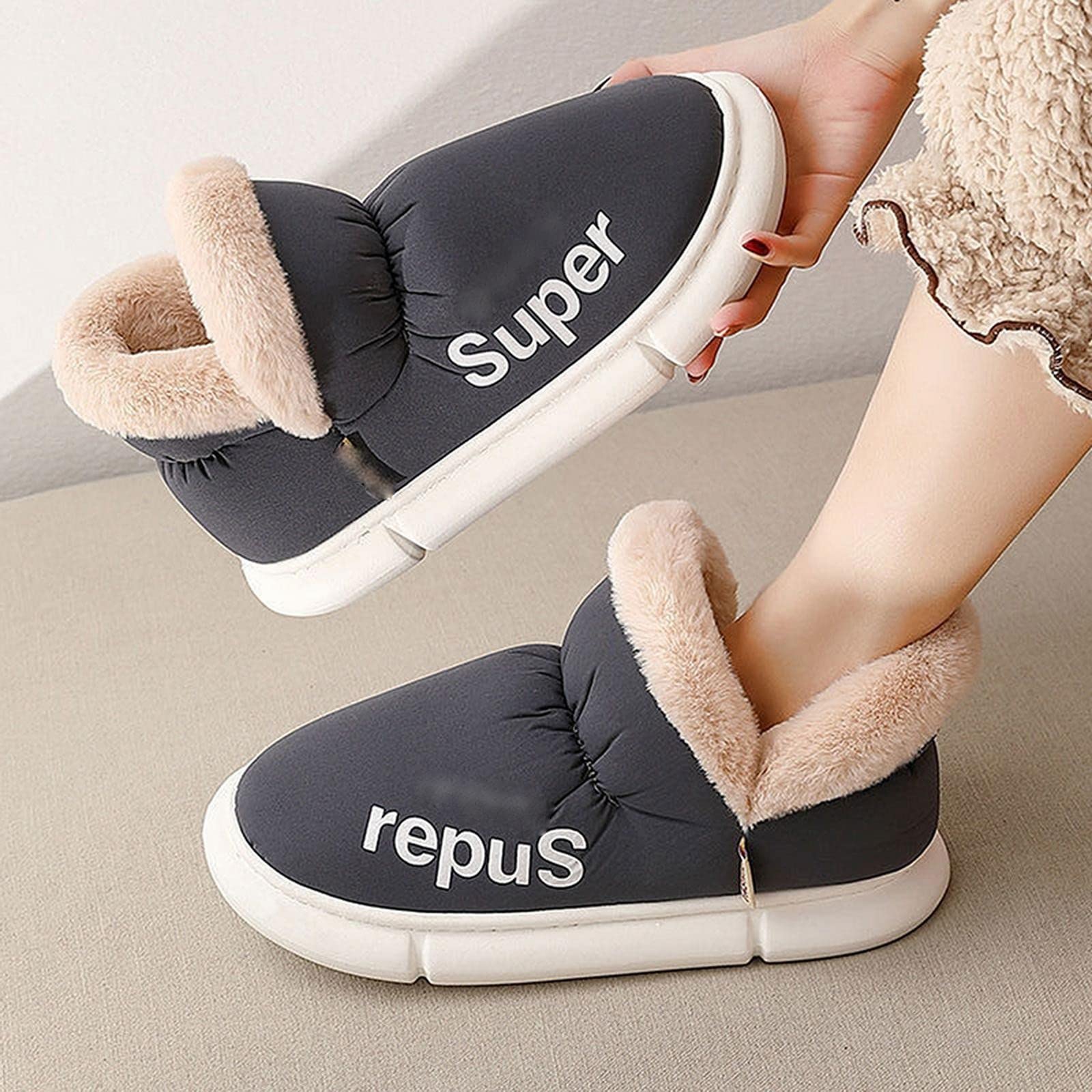 HIHELO Ciabatte Donna Invernali Peluche Inverno Da Donna Pantofole Per La Casa Pavimento Unisex Piattaforma Spessa Calzature Famme Stivali Di Cotone Caldi Coppie Pancione