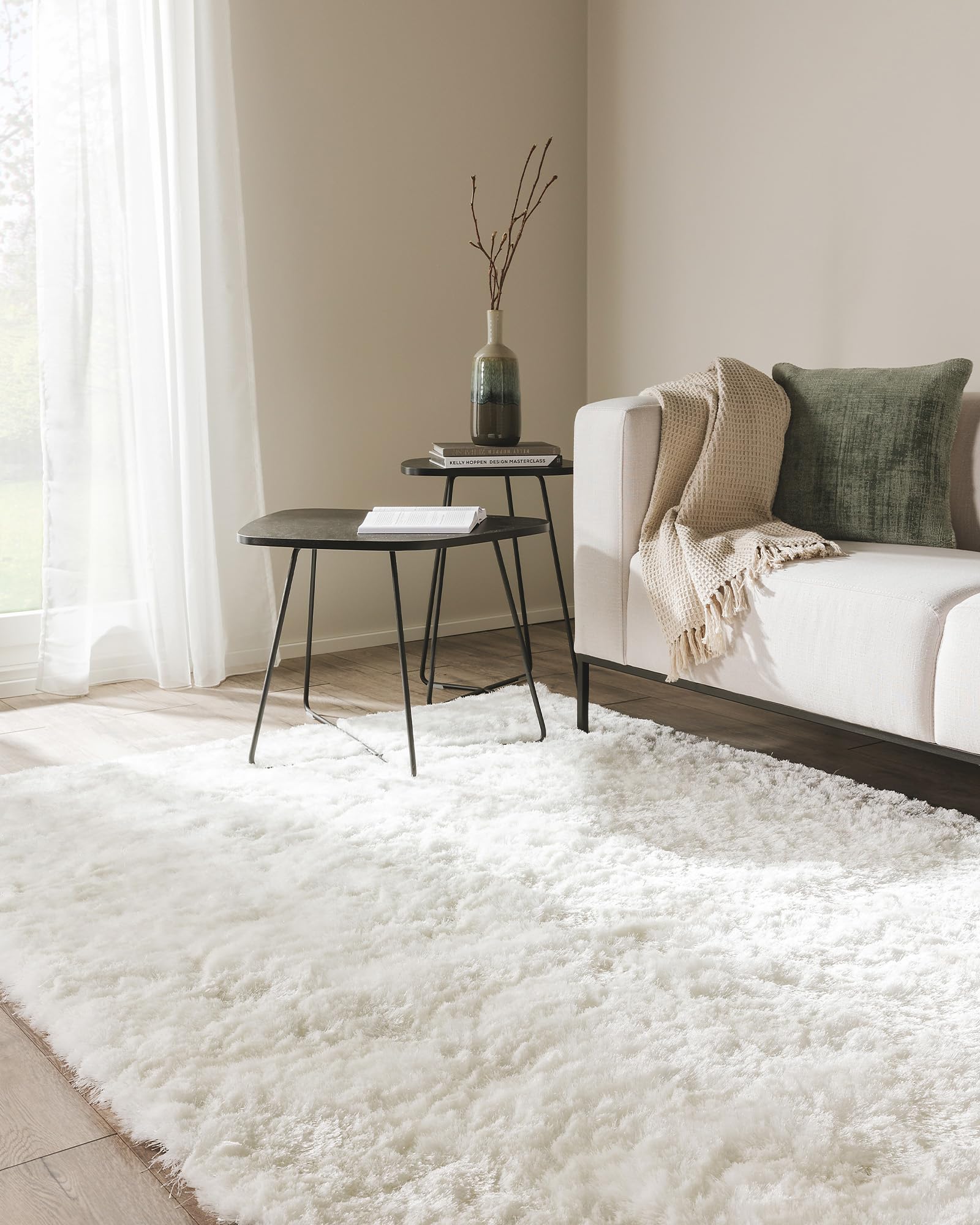 benuta Nest Hochflorteppich Whisper - Weiß 120x170 cm - Kuschelig Weicher Teppich für Schlaf- und Wohnzimmer - Pflegeleicht - Fußbodenheizung Geeignet