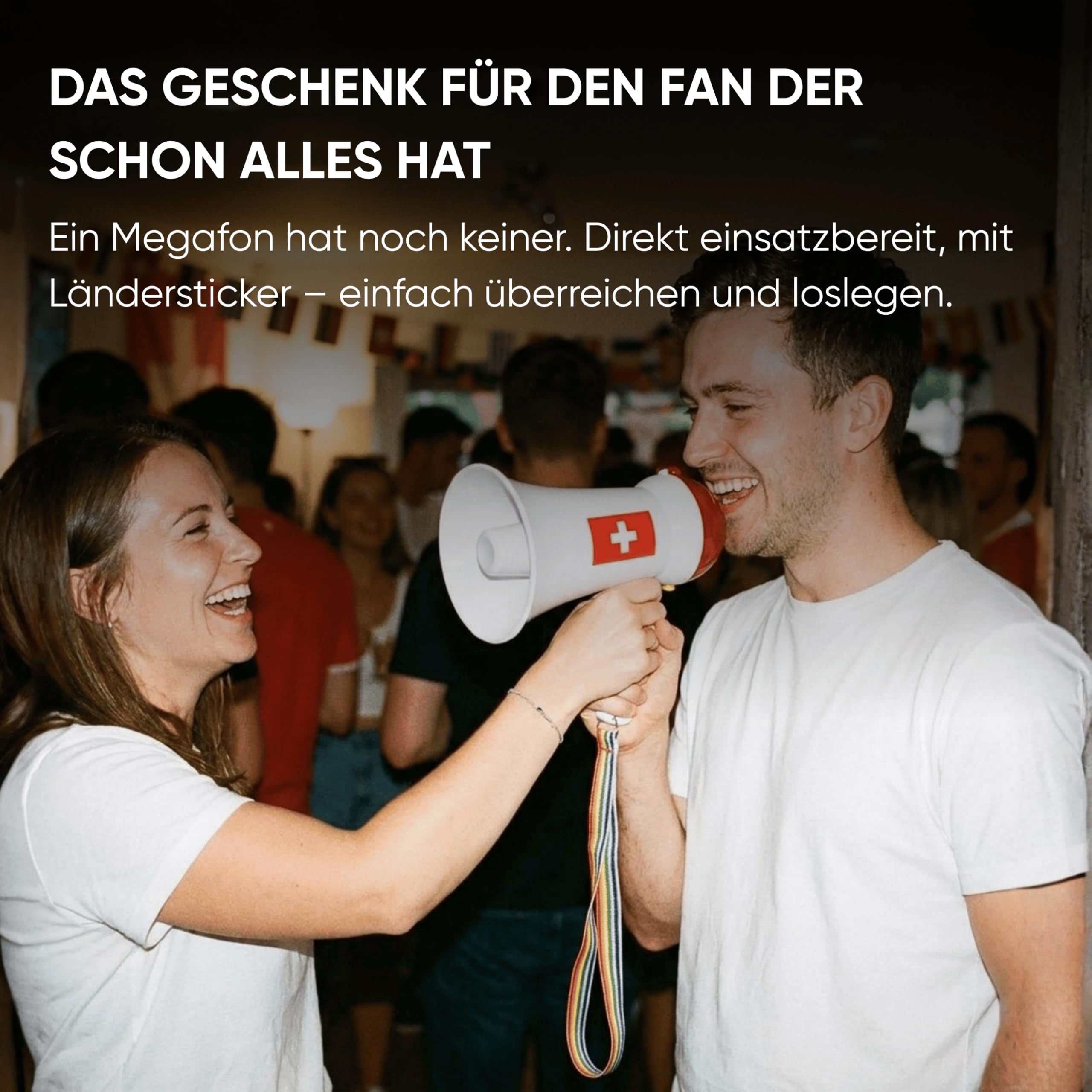 Sonia Originelli Megafon Fan Tröte mit Lautsprecher - Megaphon zum Anfeuern mit Schlaufe für das Handgelenk & Ländersticker WM Fußball