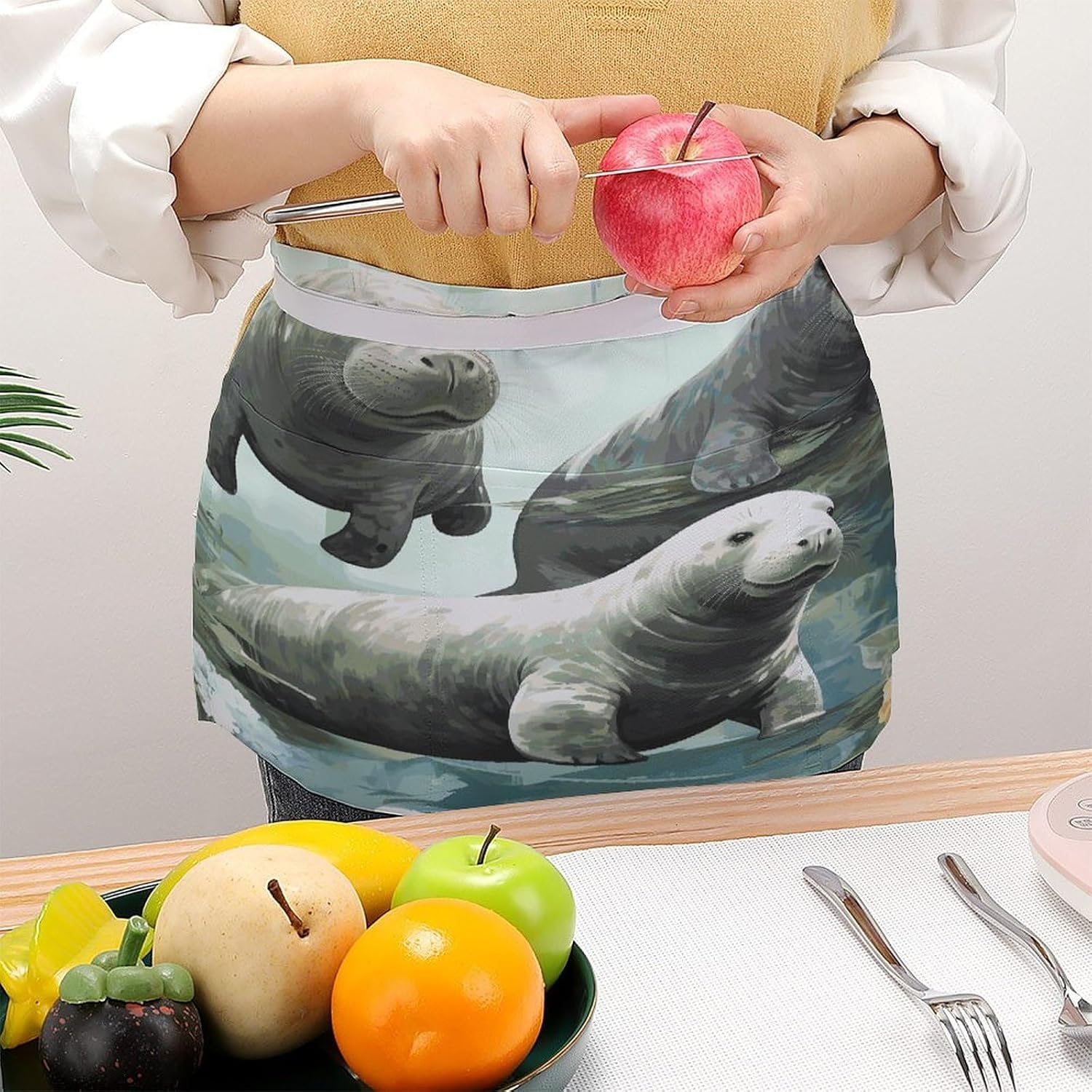Rabbits Manatees Apron Waterproof Chef Works Half Bistro Server Apron Adjustable Waist Half Apron With Pockets for Men Women Soft Cooking Apron