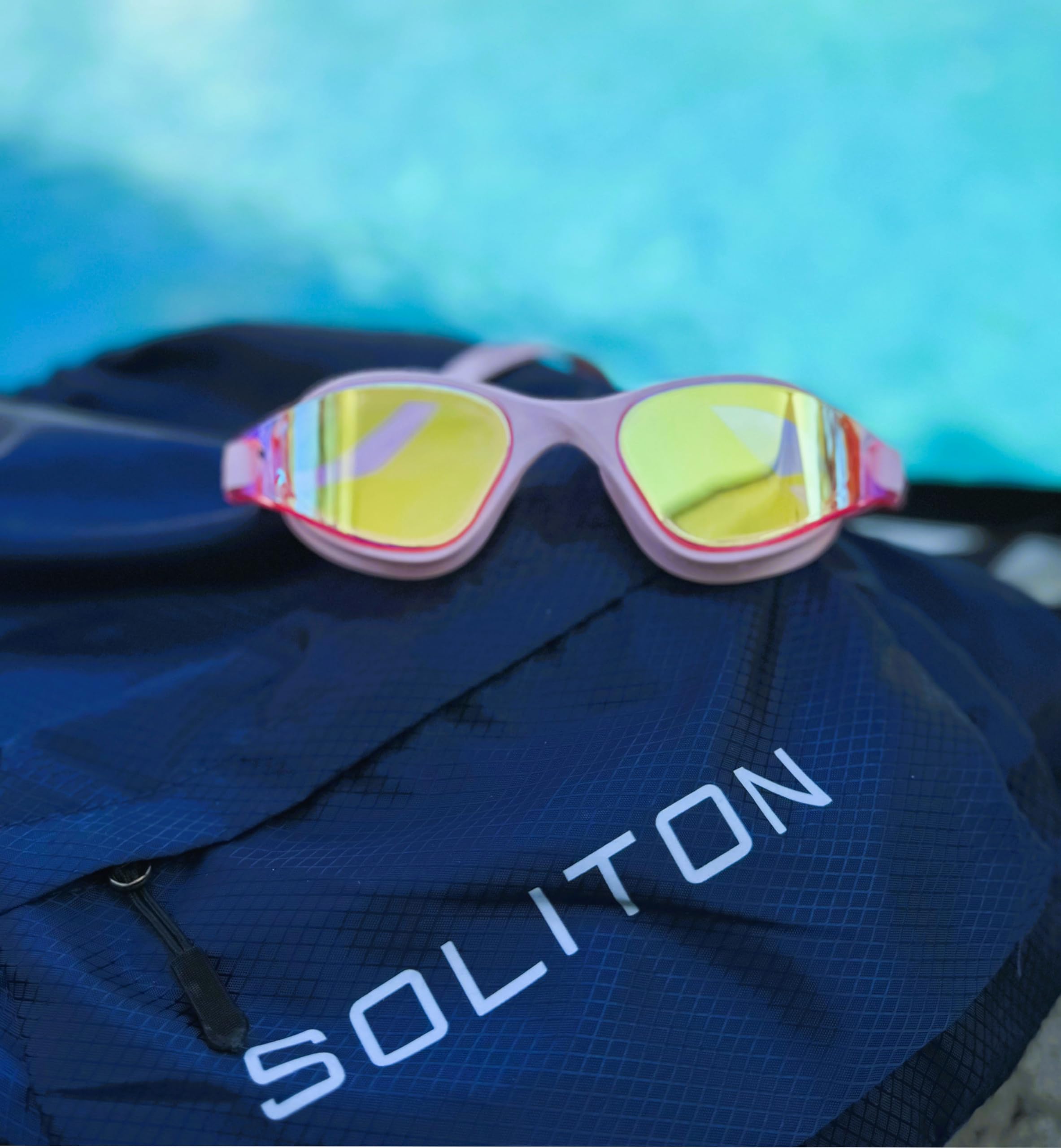 Soliton Drift Schwimmbrille mit bequemer Passform, auslaufsichere Versiegelung, UV-Schutz