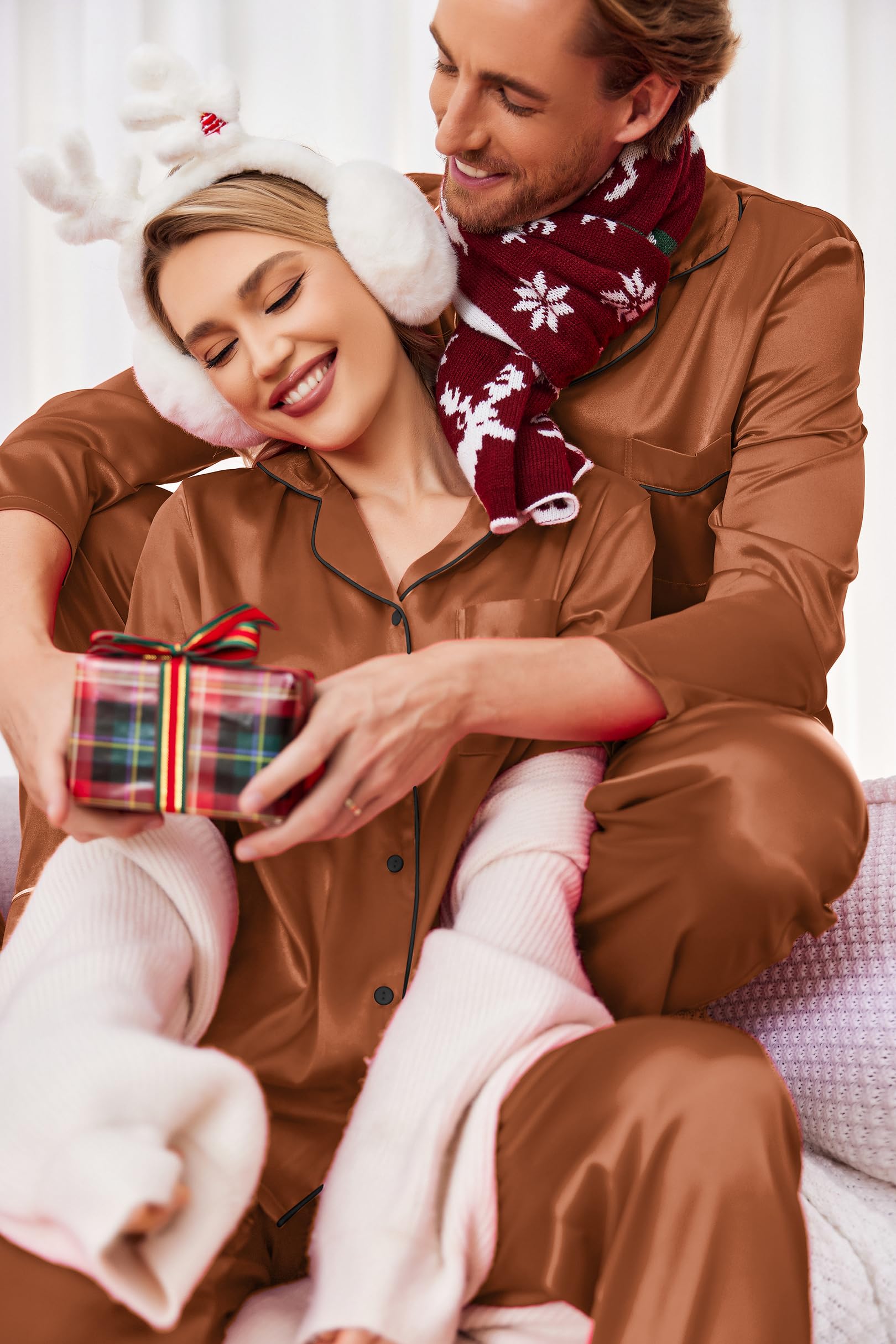 Ekouaer Pijamas de seda para mujer, ropa de dormir de manga corta, suave, con botones, ropa de descanso de 2 piezas, pijama de satén y pantalones cortos, tallas S-XXL