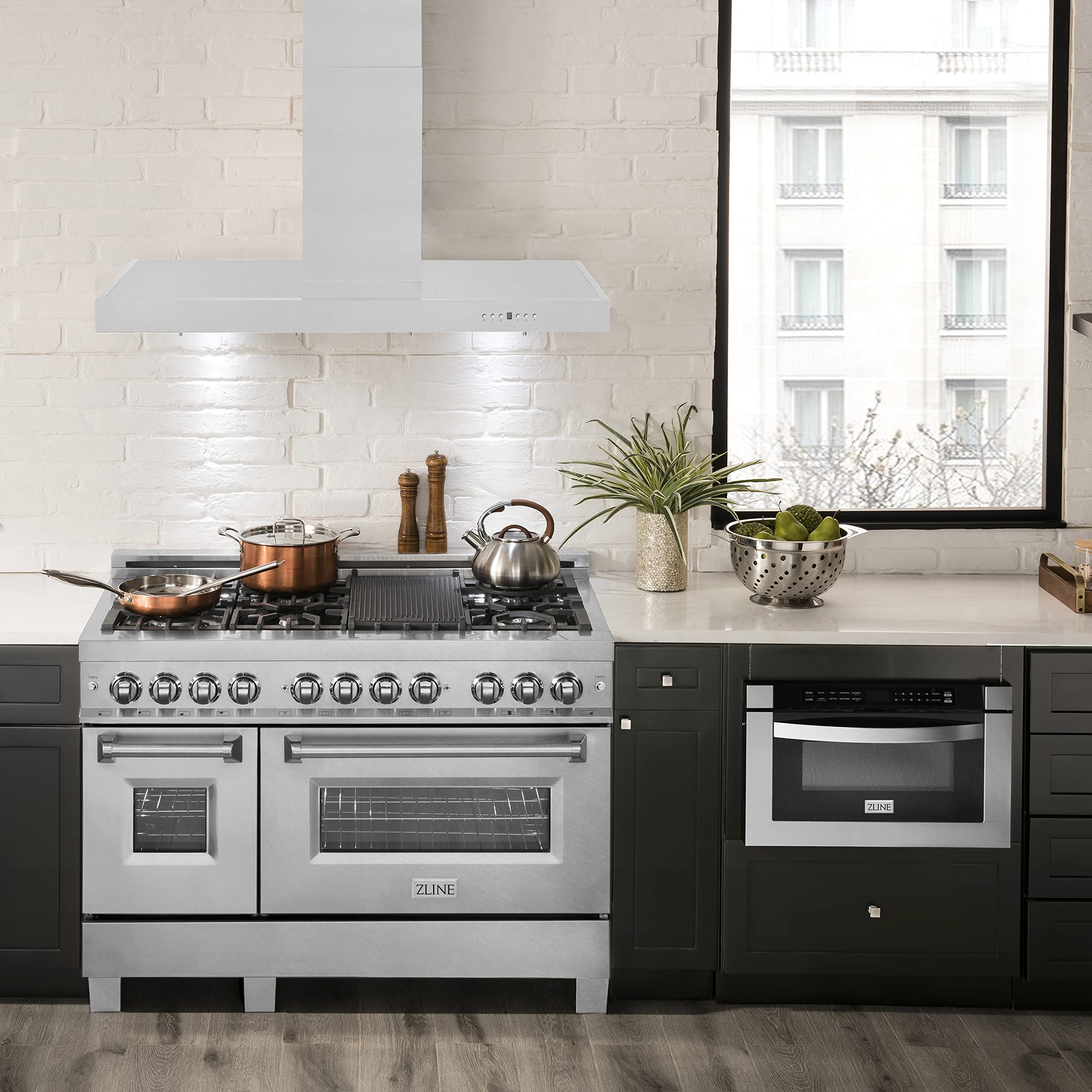 zline hood lights blinking