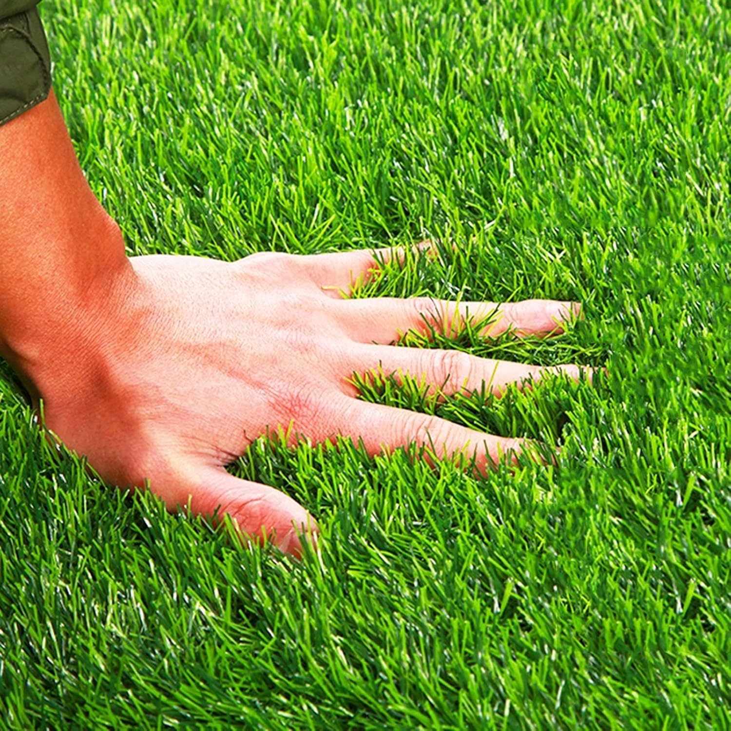 High Density Artificial Grass with Drain Hole No Mowing Suitable Environmental Protection Green Adhesive for Garden Terrace dscape (20mm)