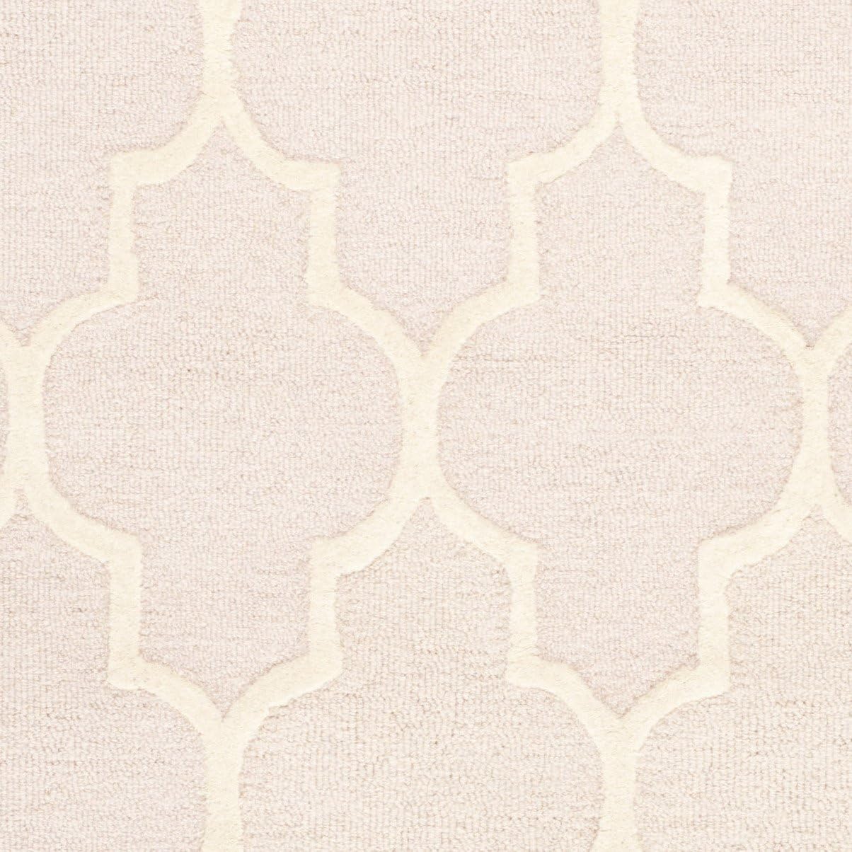 SAFAVIEH Cambridge Collection Area Rug - 6' x 9', Light Pink & Ivory, Handmade Moroccan Trellis Wool, Ideal for High Traffic Areas in Living Room, Bedroom (CAM134M)