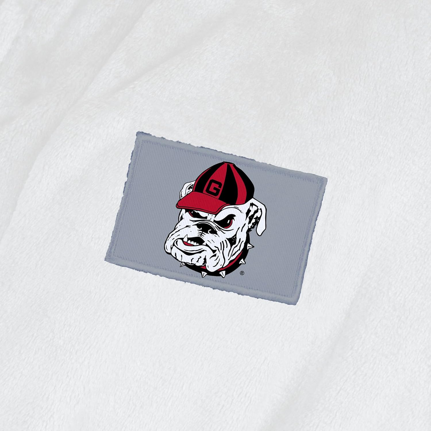 Northwest NCAA Georgia Bulldogs White Out Silk Touch Bathrobe, Officially Licensed Fan Robe, Ultra-Soft Plush Polyester Lounge Wear with Shawl Collar, Belt & Pockets, Unisex, Large/X-Large