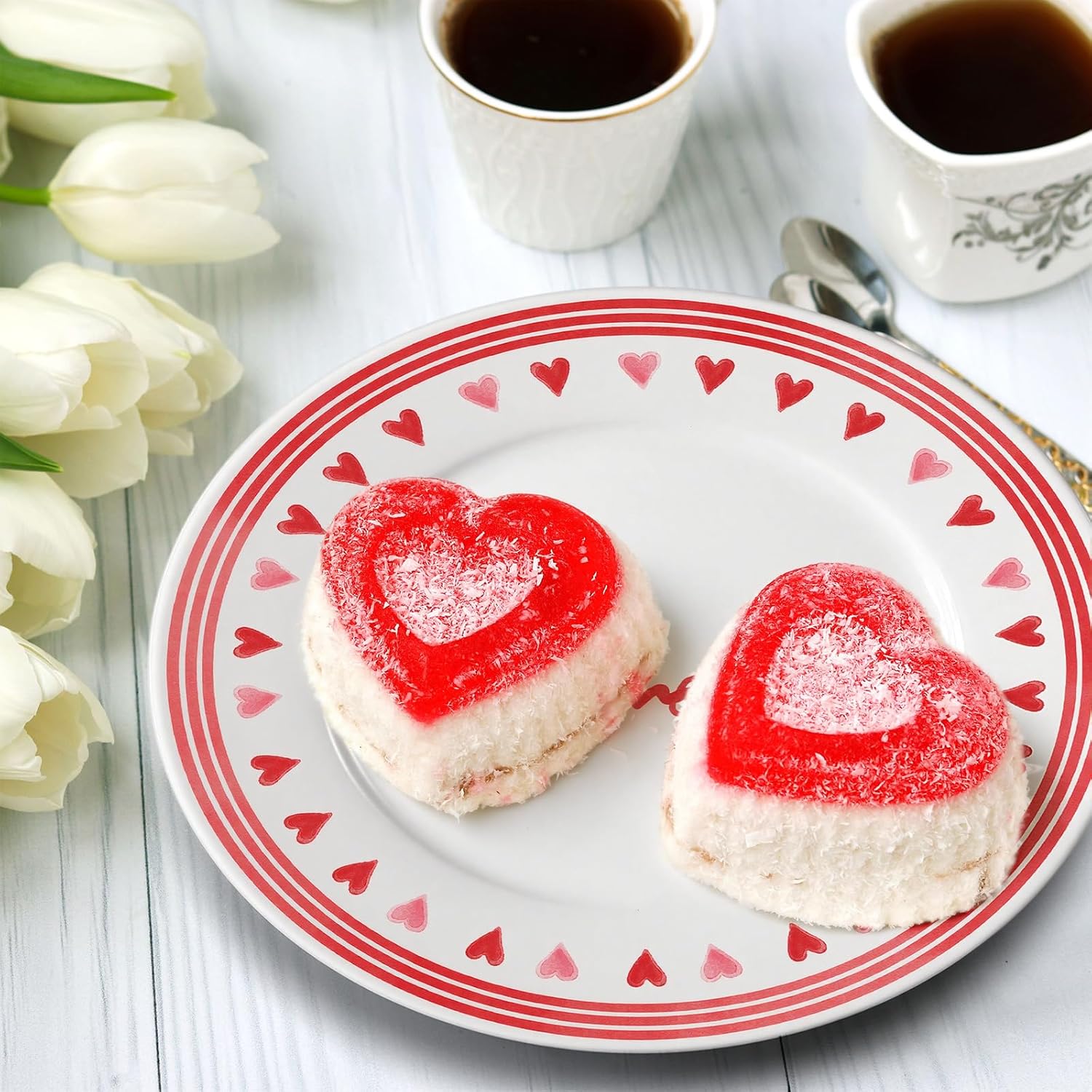 Jinei 4 Pcs Valentine's Day Ceramic Plates Set 10 Inch Heart Round Dining Serving Plates Red White Dessert Salad Dish Dinnerware for Valentine's Day, Wedding, Anniversary Decoration