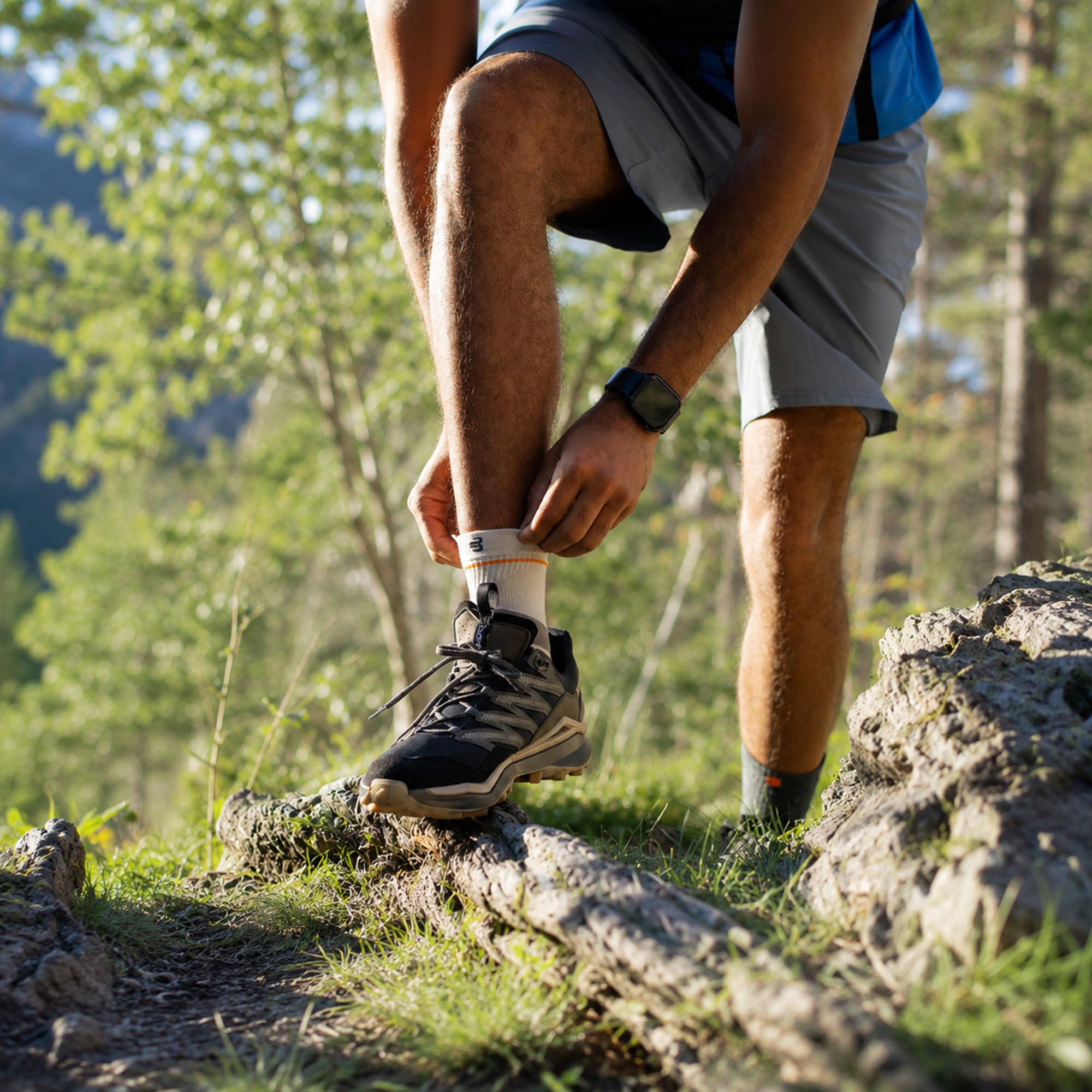 BAUERFEIND Manchon de cheville « Outdoor Compression Ankle Support », 1 chevillère unisexe en laine mérinos, portable à droite et à gauche, bandage de cheville pour équipement de randonnée