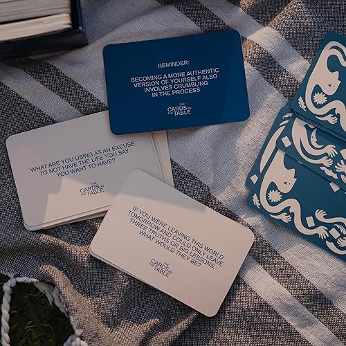 Miniatura 7 de Edición en inglés - 152 tarjetas de conversación de temas de mesa para conexiones significativas Perfecto para amigos, familiares y parejas Ideal