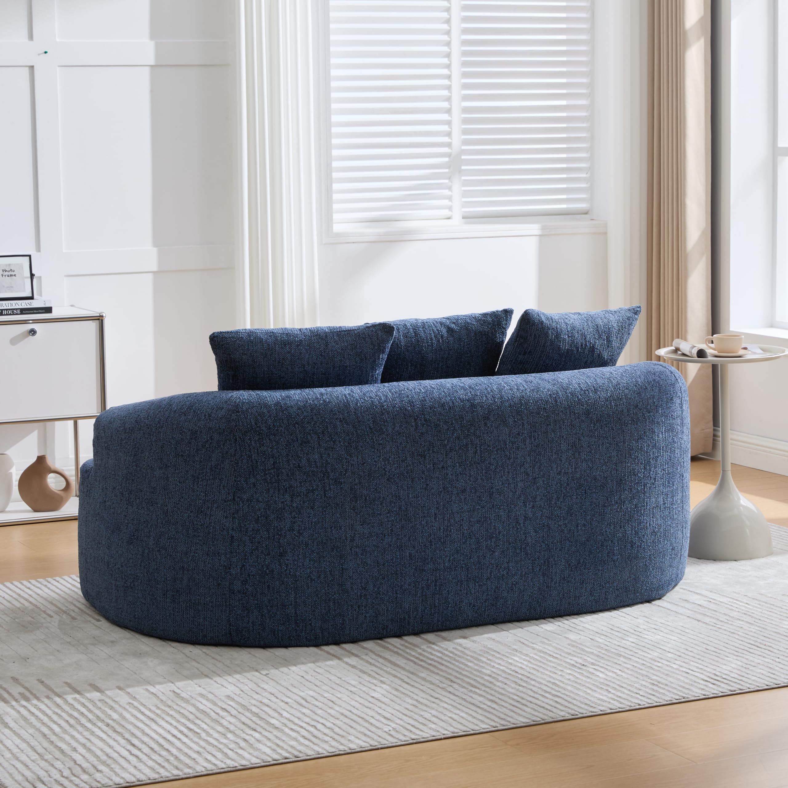 Shye Divano a due posti curvo, in ciniglia blu, motivo nuvola di ciniglia, profondo cuscino rotondo profondo, design compresso senza nucleo a molle, include tre cuscini decorativi, in stile