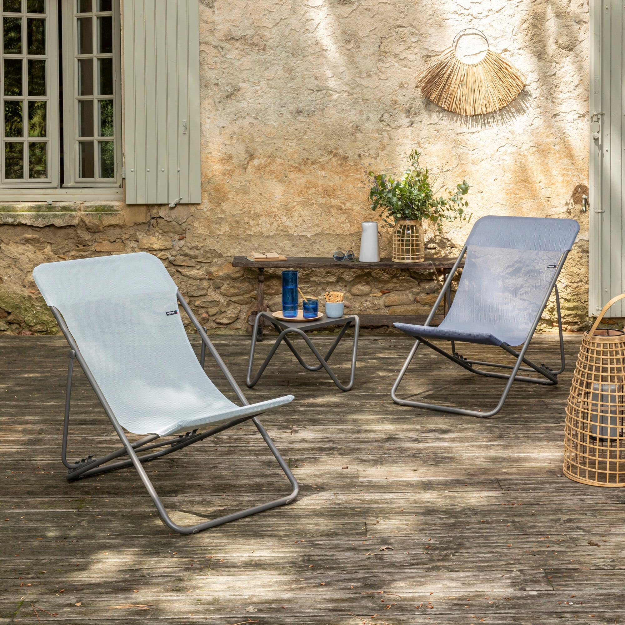 Lafuma MOBILIER - Transat Pliant Multiposition Maxi TRANSAT - Toile Batyline Résistante - Chaise Longue Pliante Terrasse et Jardin - 4 Positions, Tout Confort, Fabriqué en France - Bleu Ocean