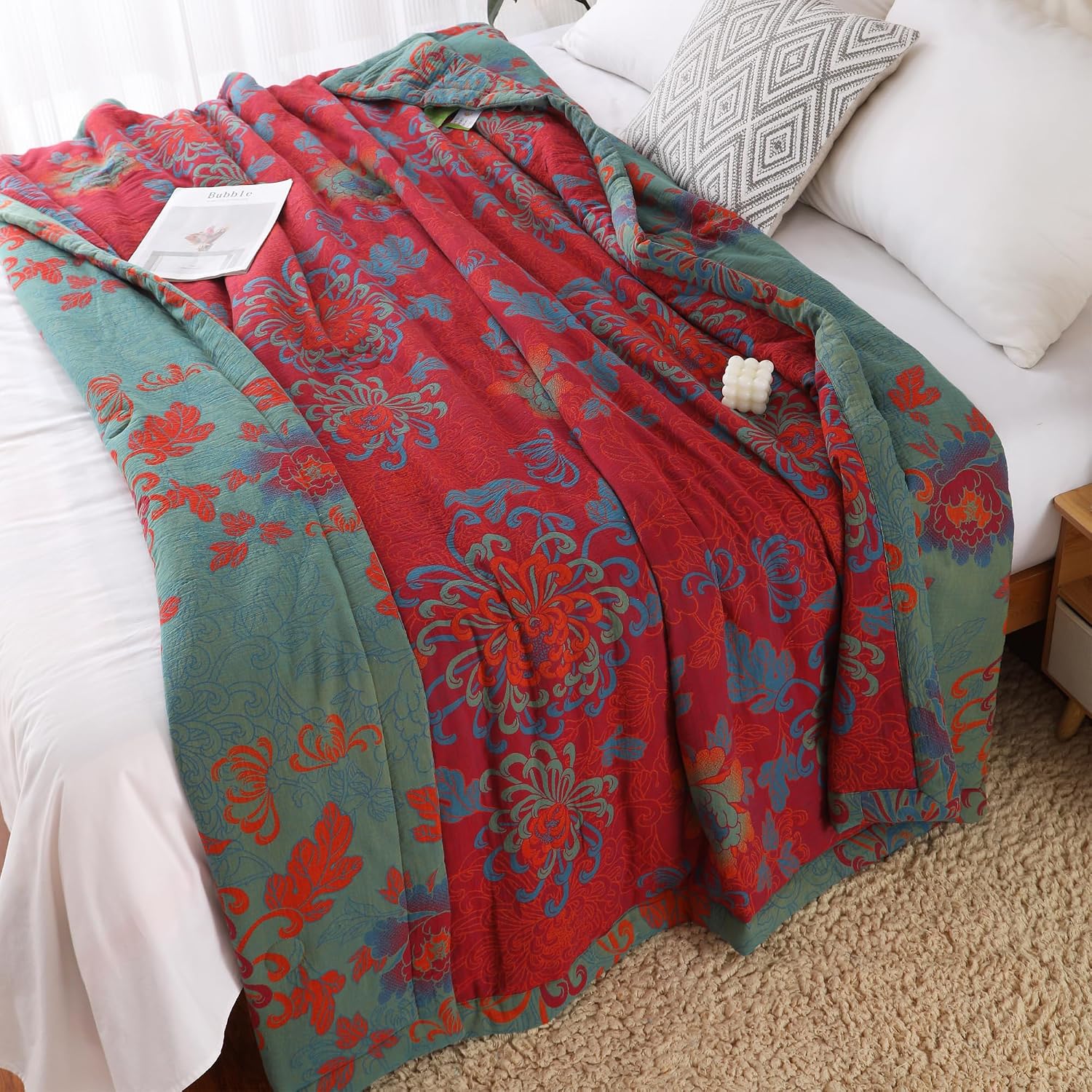 100% Cotton Red Floral Jacquard Quilt, Soft Lightweight Bed Blanket, 3 Layers Reversible Bedspread Coverlet Breathable, Boho Rustic Bedding for Couch Sofa Bed All Seasons Full/Queen(80"x90")