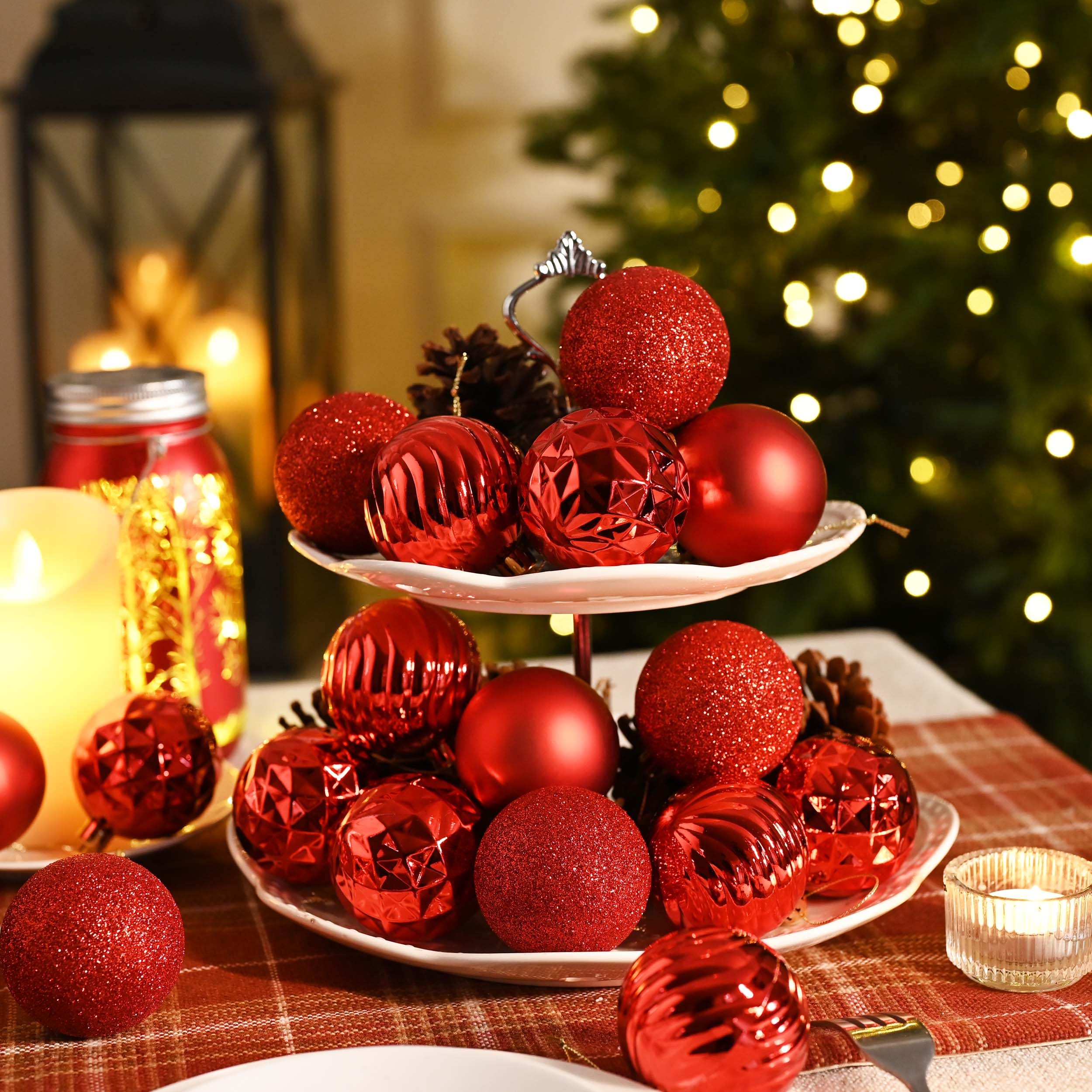 Valery Madelyn Lot de 24 boules de Noël incassables pour sapin de Noël en vrac, 6 cm, décorations à suspendre pour Noël, Saint-Valentin, Saint-Patrick, fêtes de Mardi Gras