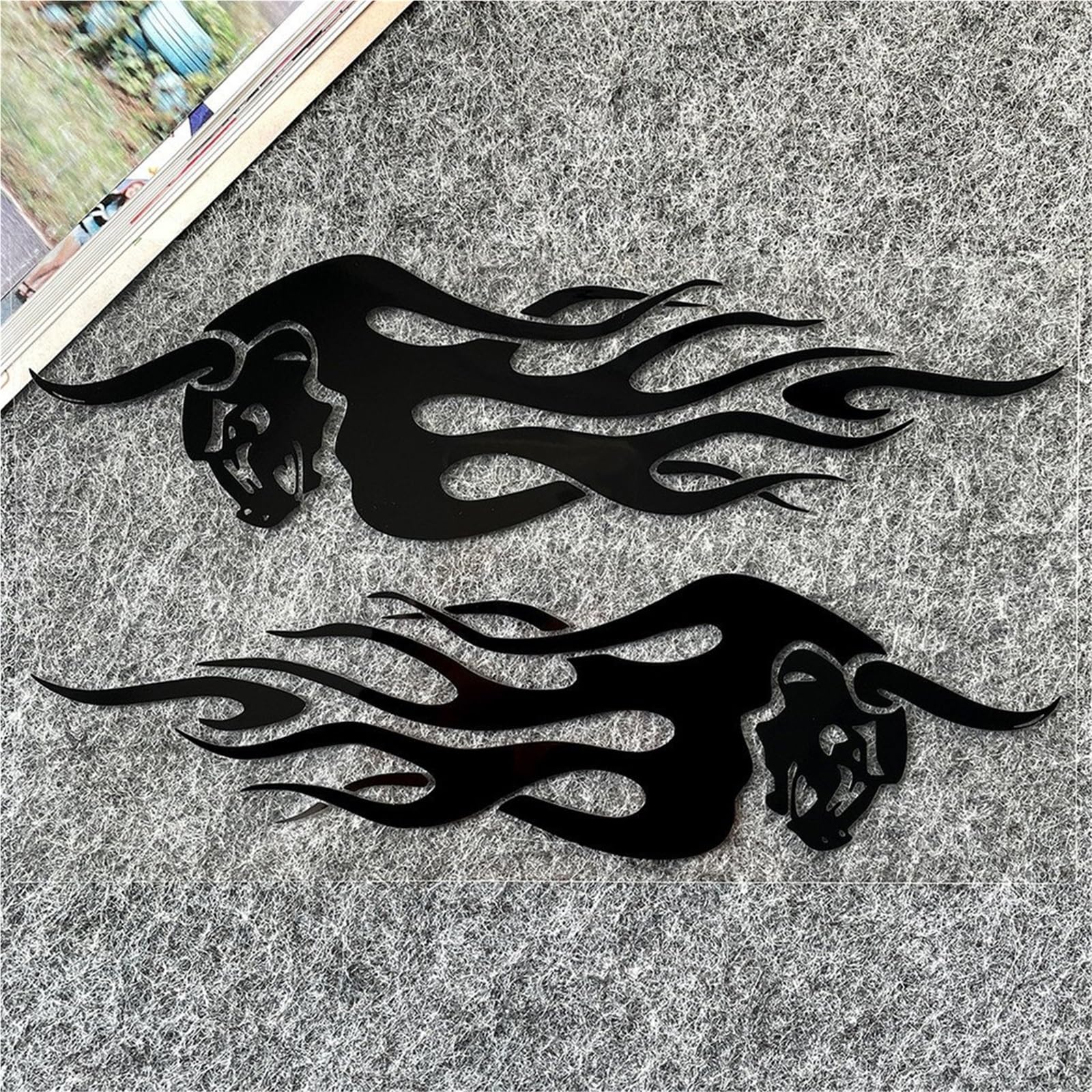 HAfgDJ 2pcs Flame Car Sticker Motorcycle Front Windshield Helmet Motorcycle Accessories