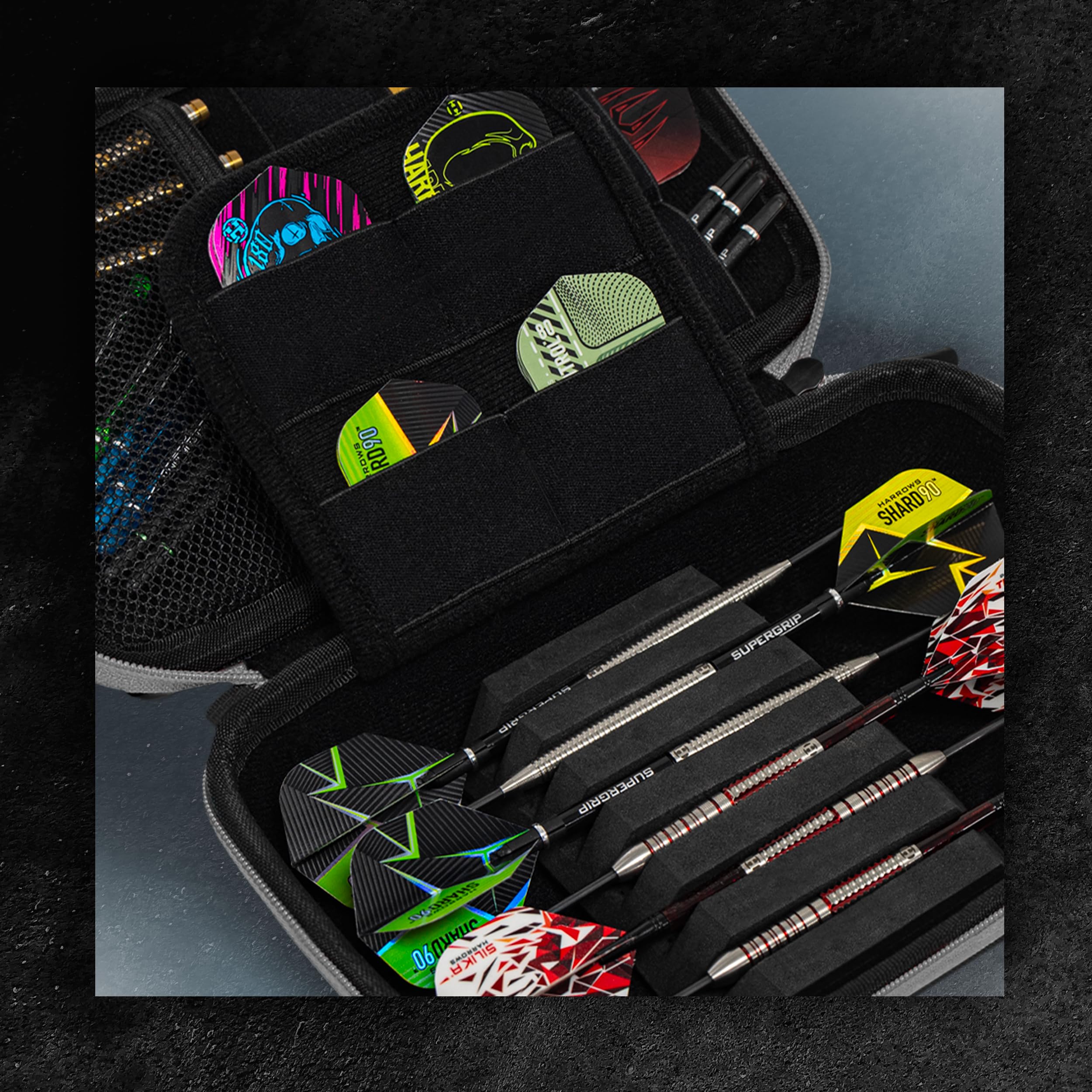 Harrows Smart Case Darttasche & Dart-Etui für 3 oder 6 Darts | Robustes Eva-Case mit Stoff-Finish | Für montierte Darts | Profi Zubehör für Anfänger & Fortgeschrittene (6 schwarz)