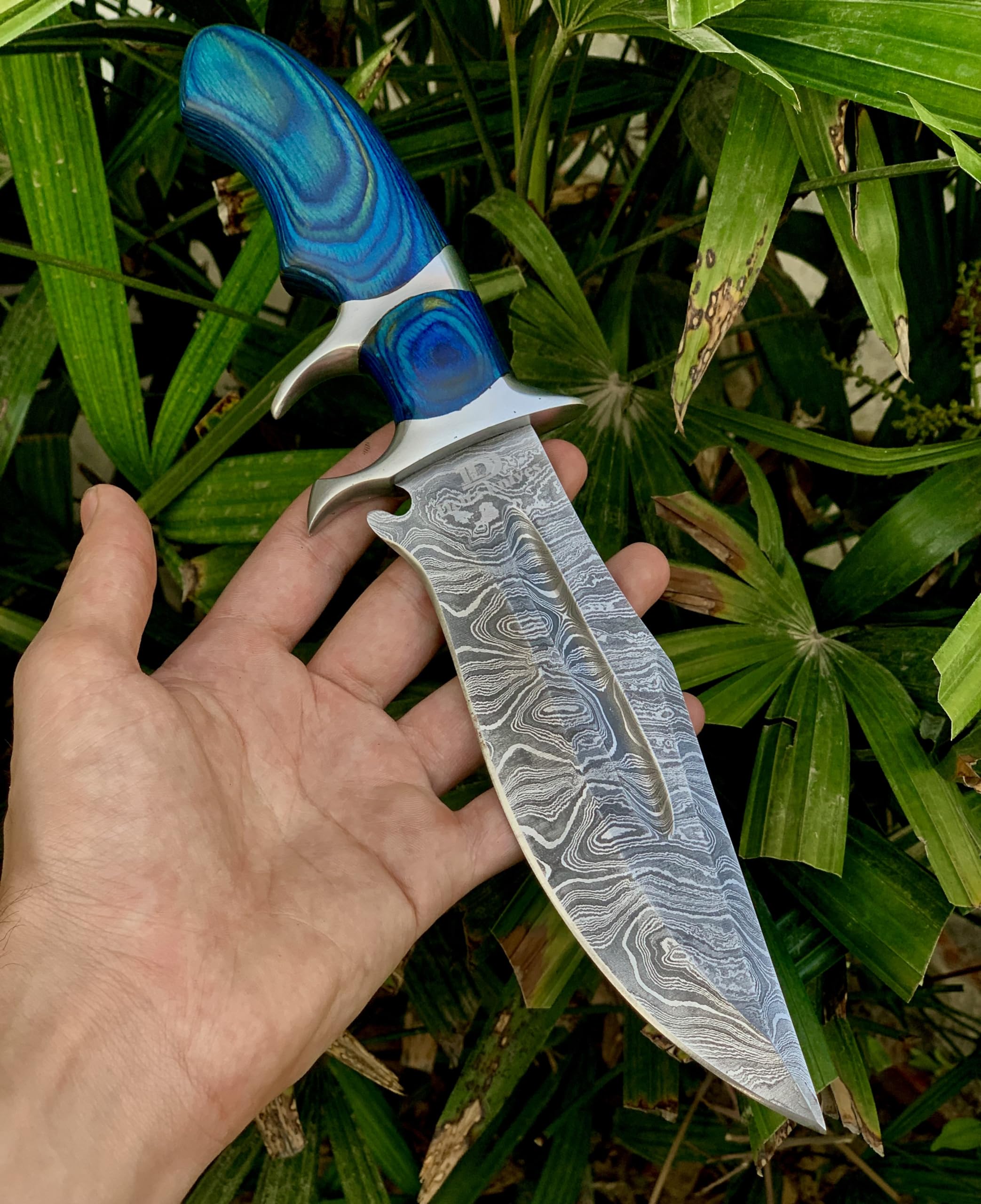 Delta:Hand Made Damascus Bowie knife with Rose Wood Handle-Best For Gift -Best for Camping-Indoor & Outdoor Use Knife (RW002) (Blue)