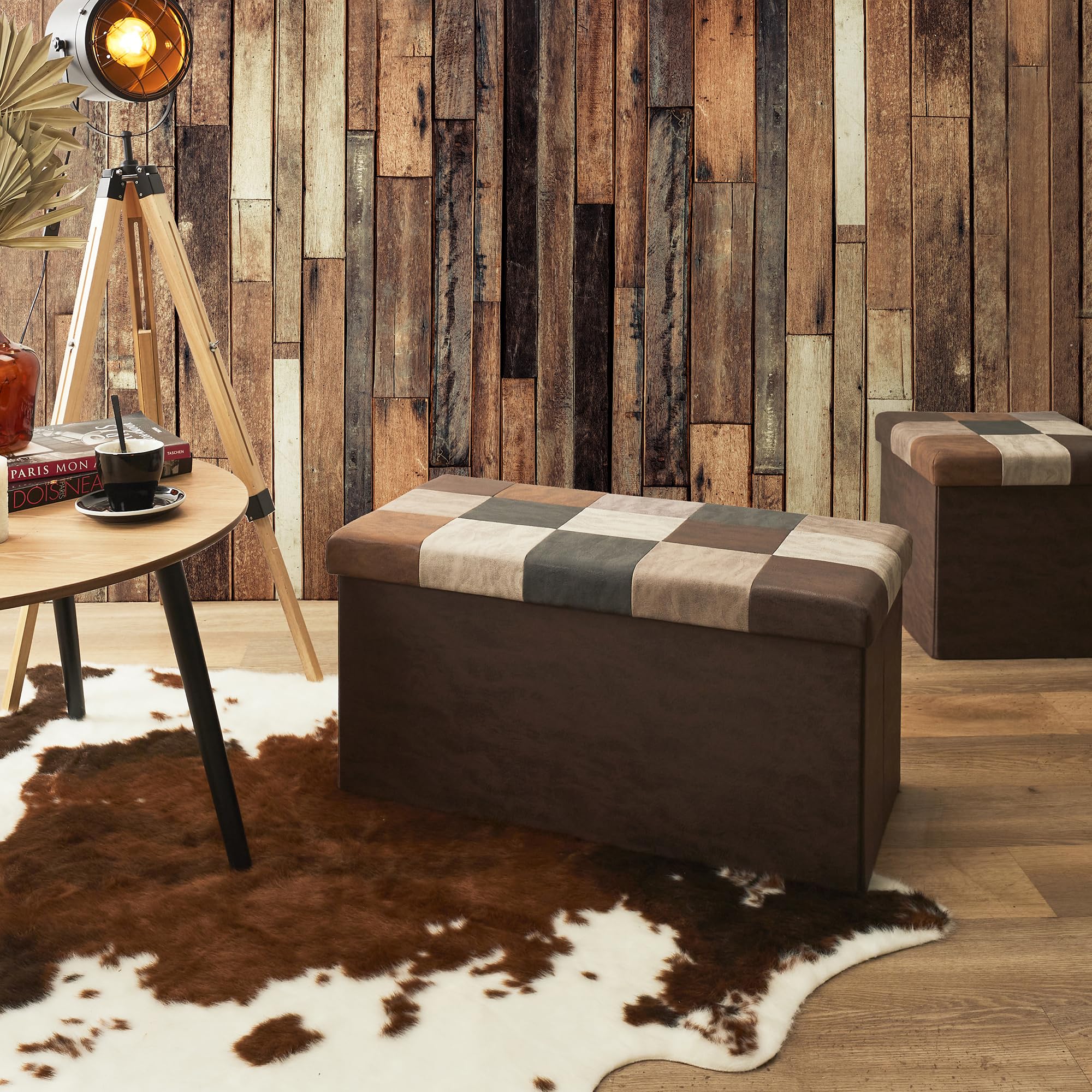 HOME DECO FACTORY - HD7666 Baúl Banco Plegable Patchwork PU M2 - Mobiliario Bistró Industrial - Asiento Cómodo y Almacenamiento - 76 x 38 x 38 cm - Altura del Asiento 38 cm - Color Marrón