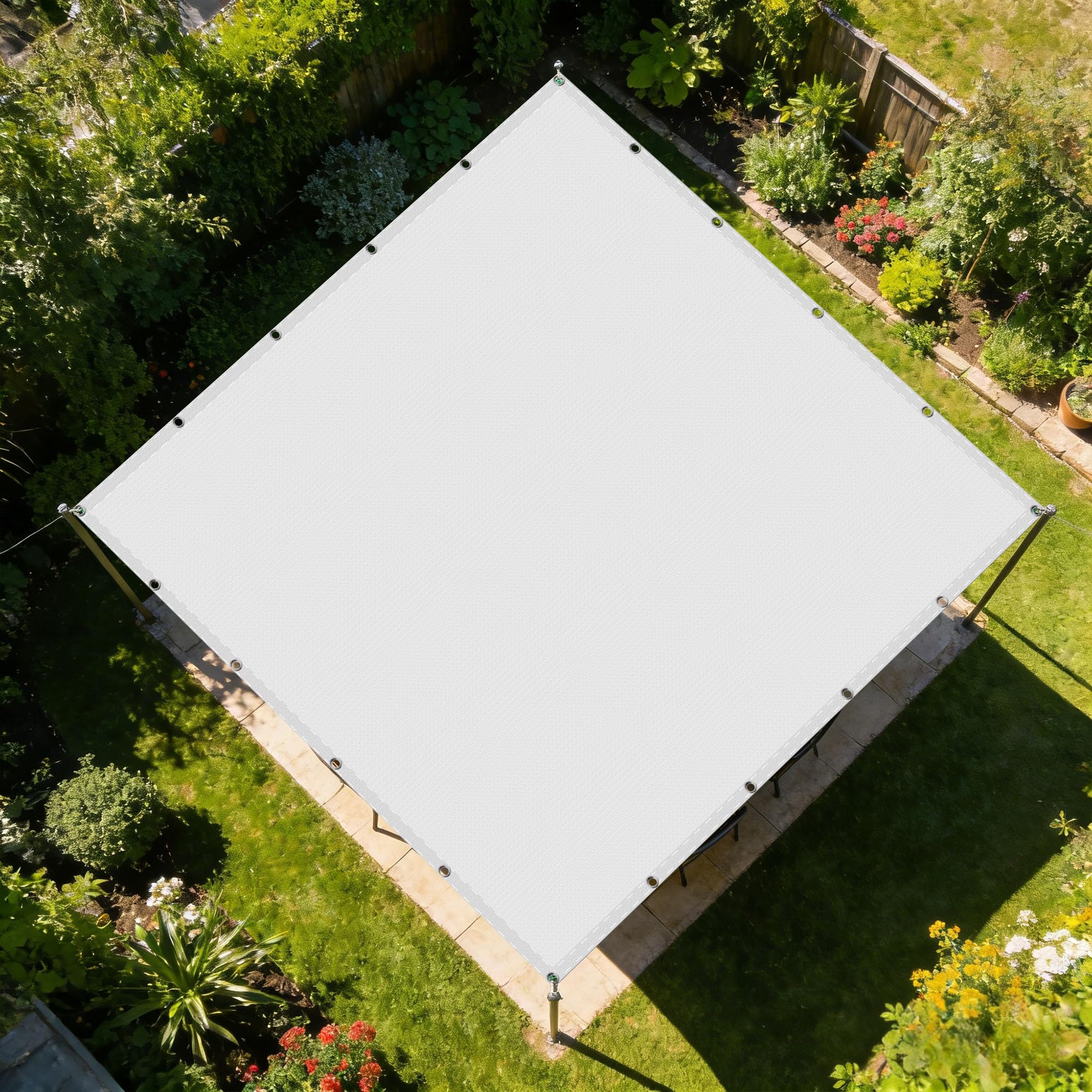 Voile d'ombrage extérieur sable pour ombrager un grand jardin