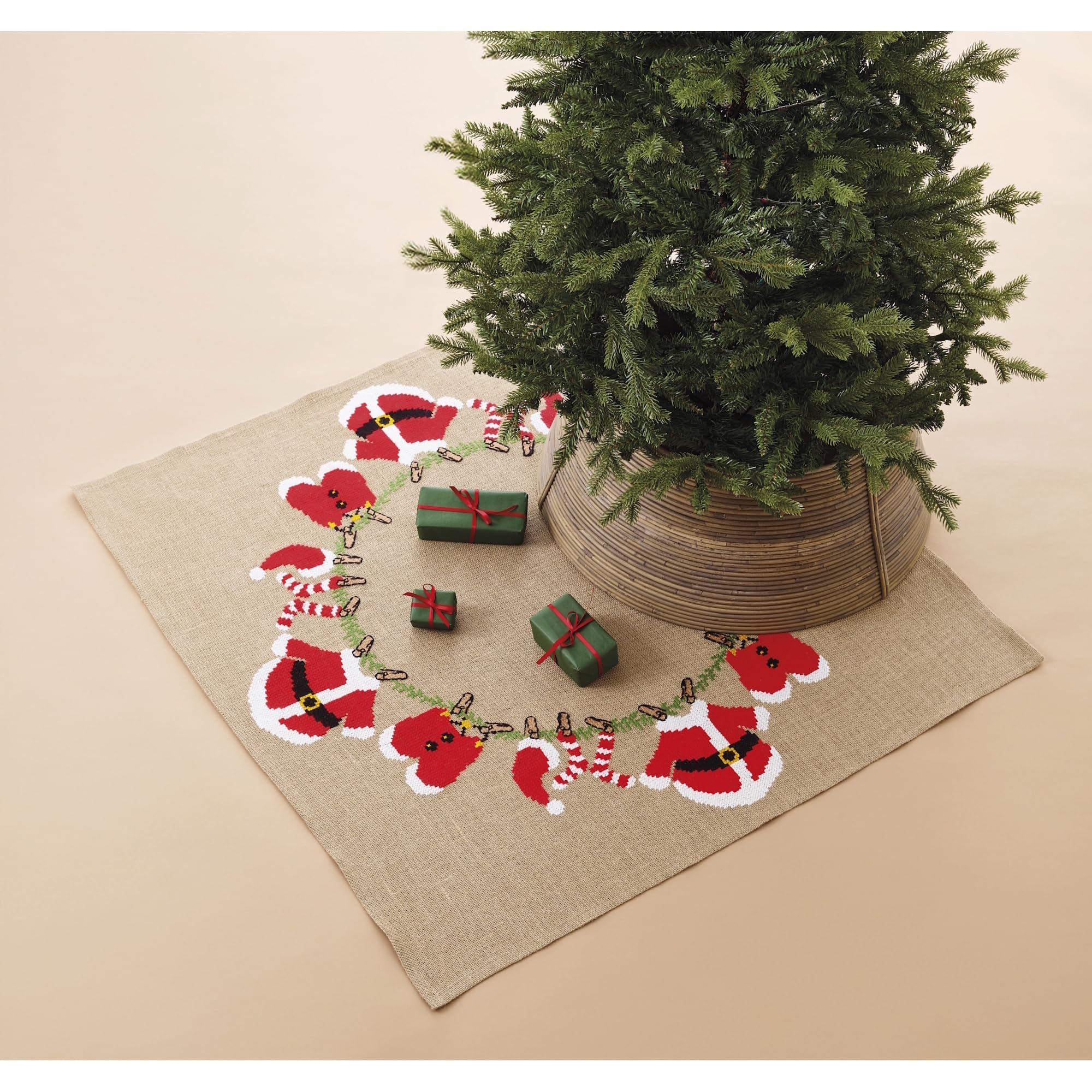 Permin Counted Cross Stitch Kit - Clothes Line Tree Skirt