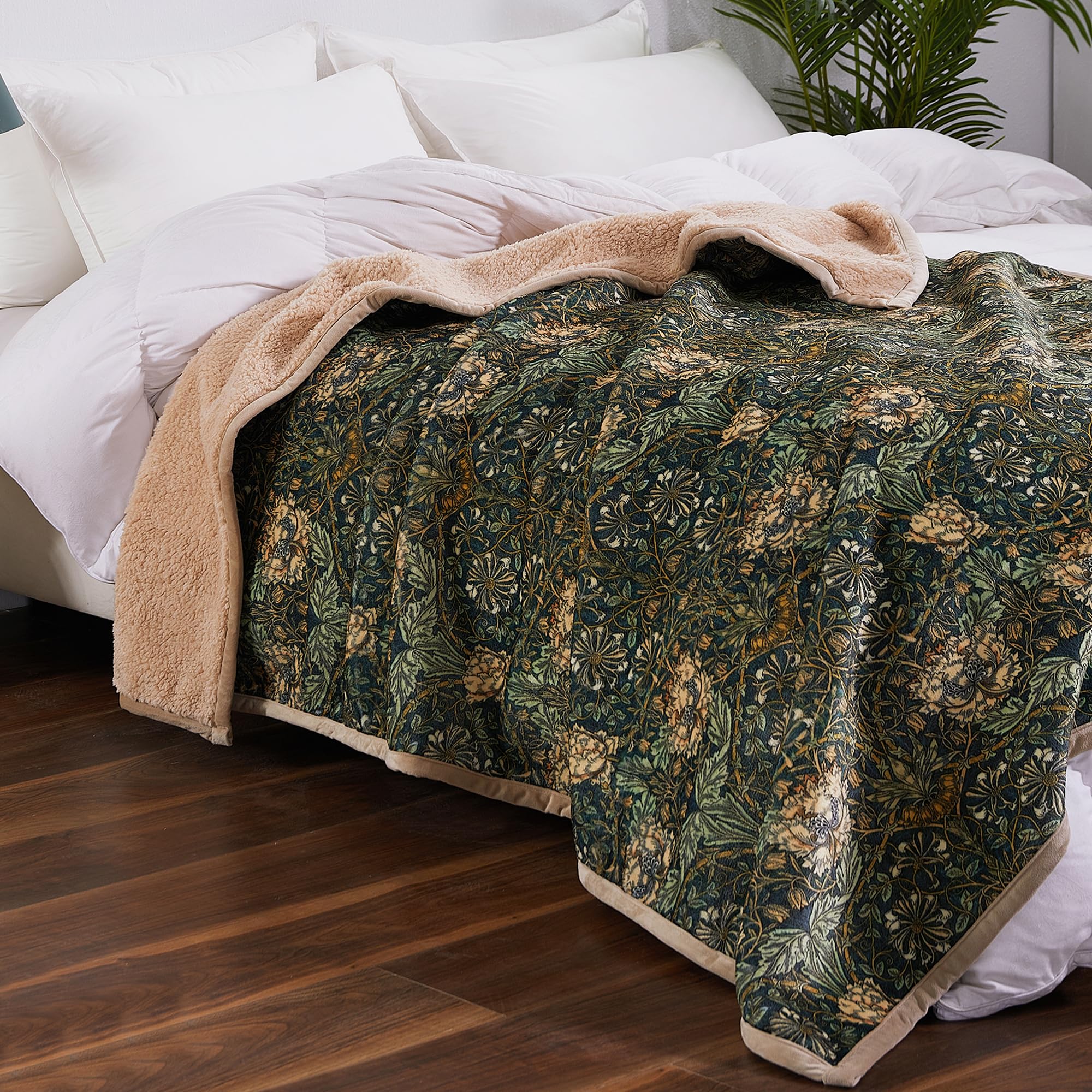 Obal William Morris Couverture en polaire Sherpa duveteuse pour lit et canapé - Jeté en microfibre douce (chèvrefeuille, voyage/lit simple, 150 x 130 cm)