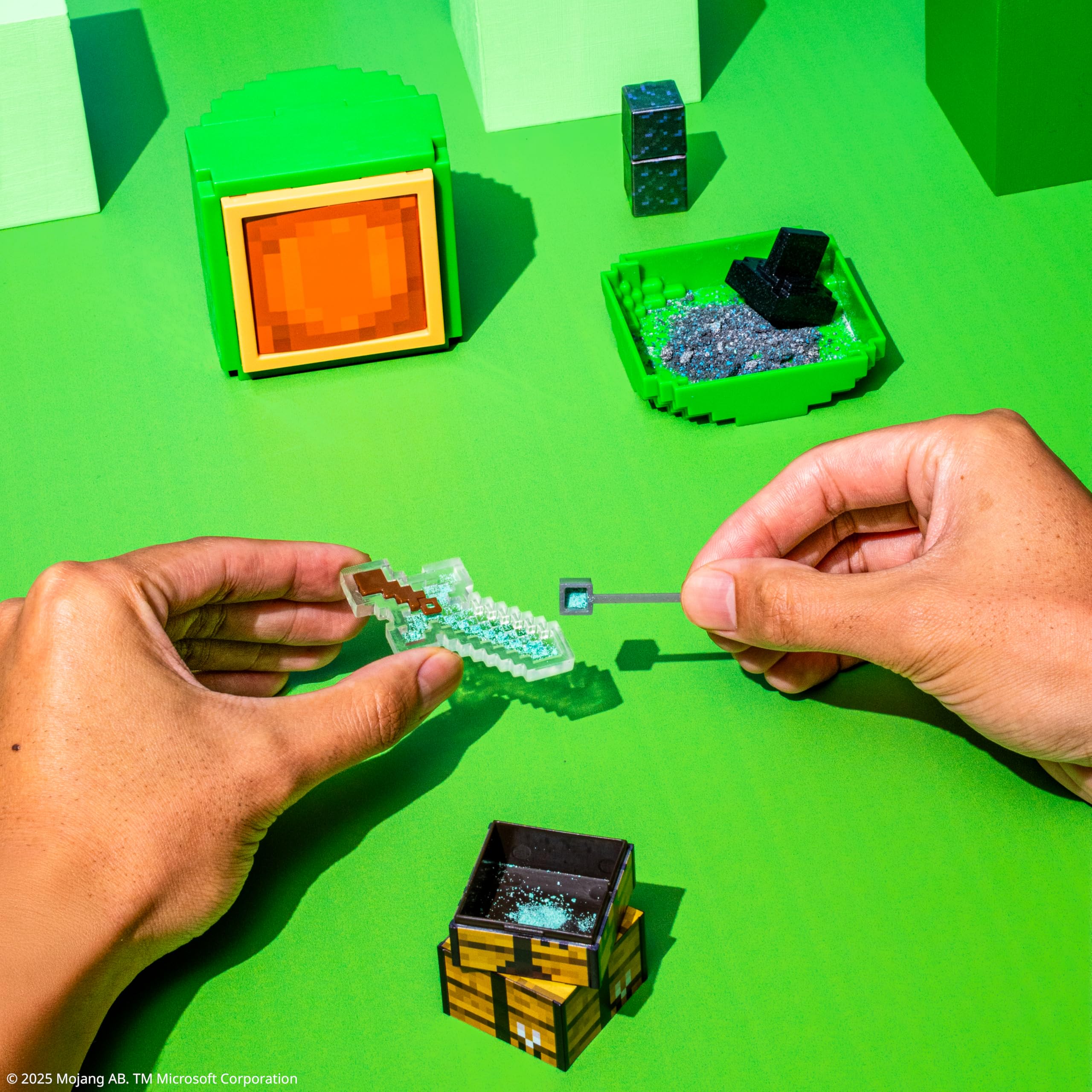 MGA's Miniverse Make It Mini Minecraft, Mini Collectables, Mystery Blind Packaging, DIY Resin Play, 12 Collectables - Image 3