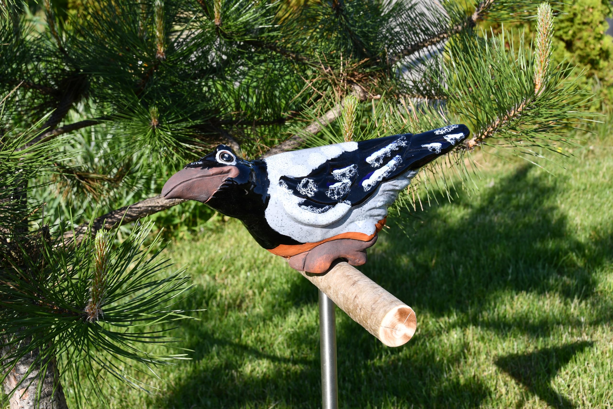 Gartenstecker Keramik Handgefertigt - Gartendeko für Draußen Wetterfest - Garten Deko Keramik - Gartenfiguren & Gartenstatuen - Krähe