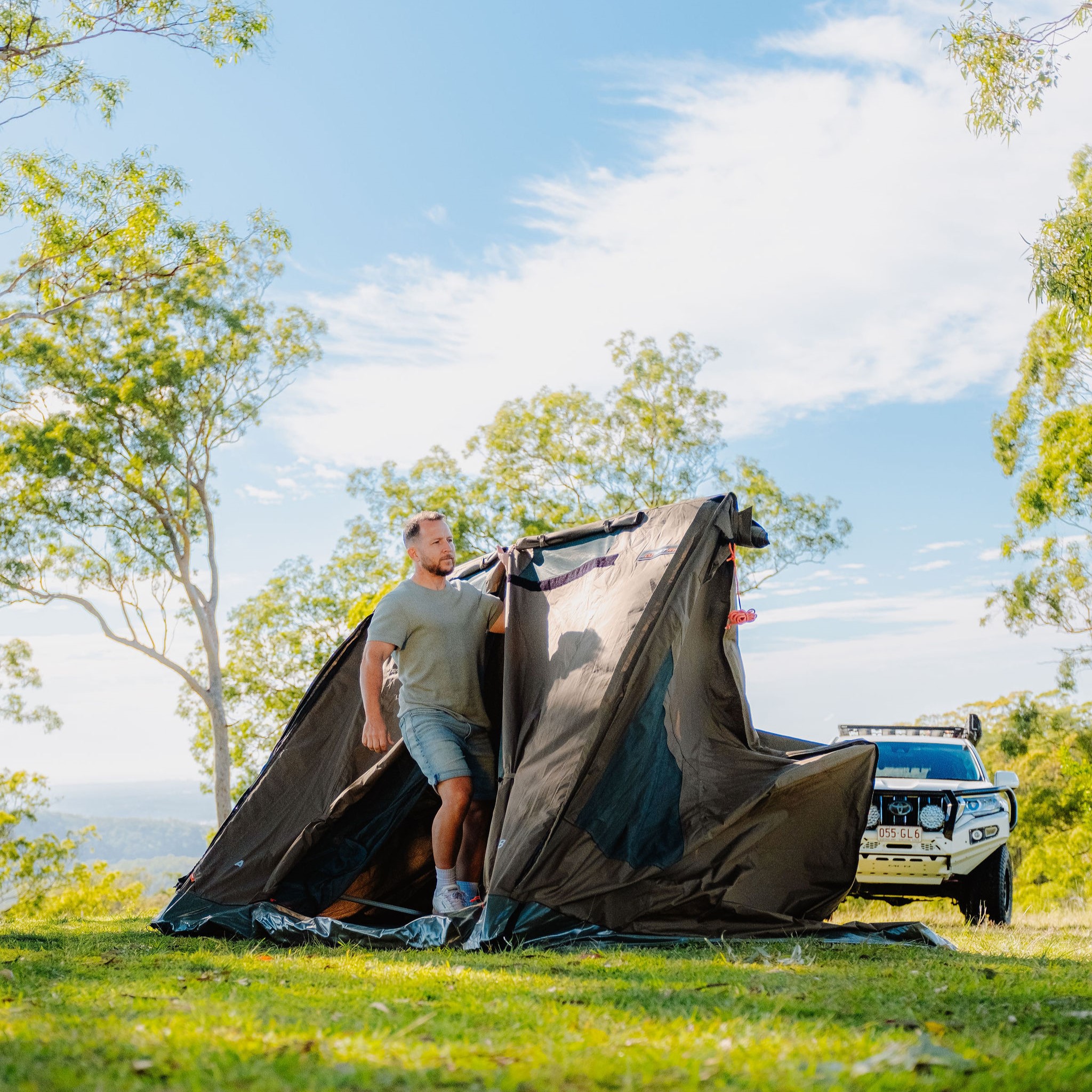 oztent air tent RX-5 (Tent Only) 30 Second Setup Camping Tent, 5 Person Tent, SkyMesh Skylight, Expandable with Zip-in Living Room (Sold Separately) : Sports & Outdoors Size:3 Gallon Durable CD- und DVD-Aufbewahrung return-inpost Person Camping Tent