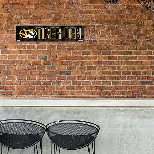 Vista 481 de Rico Industries Letrero de plástico de la NCAA de plástico de 4 x 16 pulgadas Alternativo