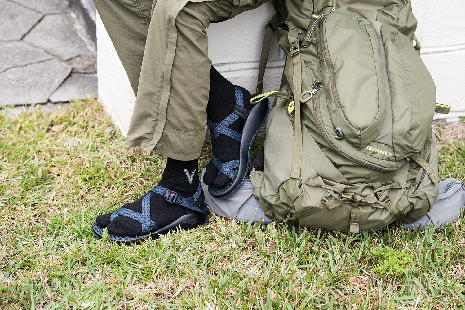 V-TOE SOCKS Wool Blend Flip-Flop Tabi Hiking Athletic Or Casual Breathable Split-Toe Socks