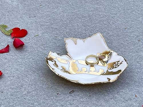 Miniatura 2 de Ceramic White and Gold Dog Ring Dish, Handmade Decorative Jewelry Dishes, Animal Lover Gift for Mom, Daughter, Sister, Wife, Girlfriend, Best