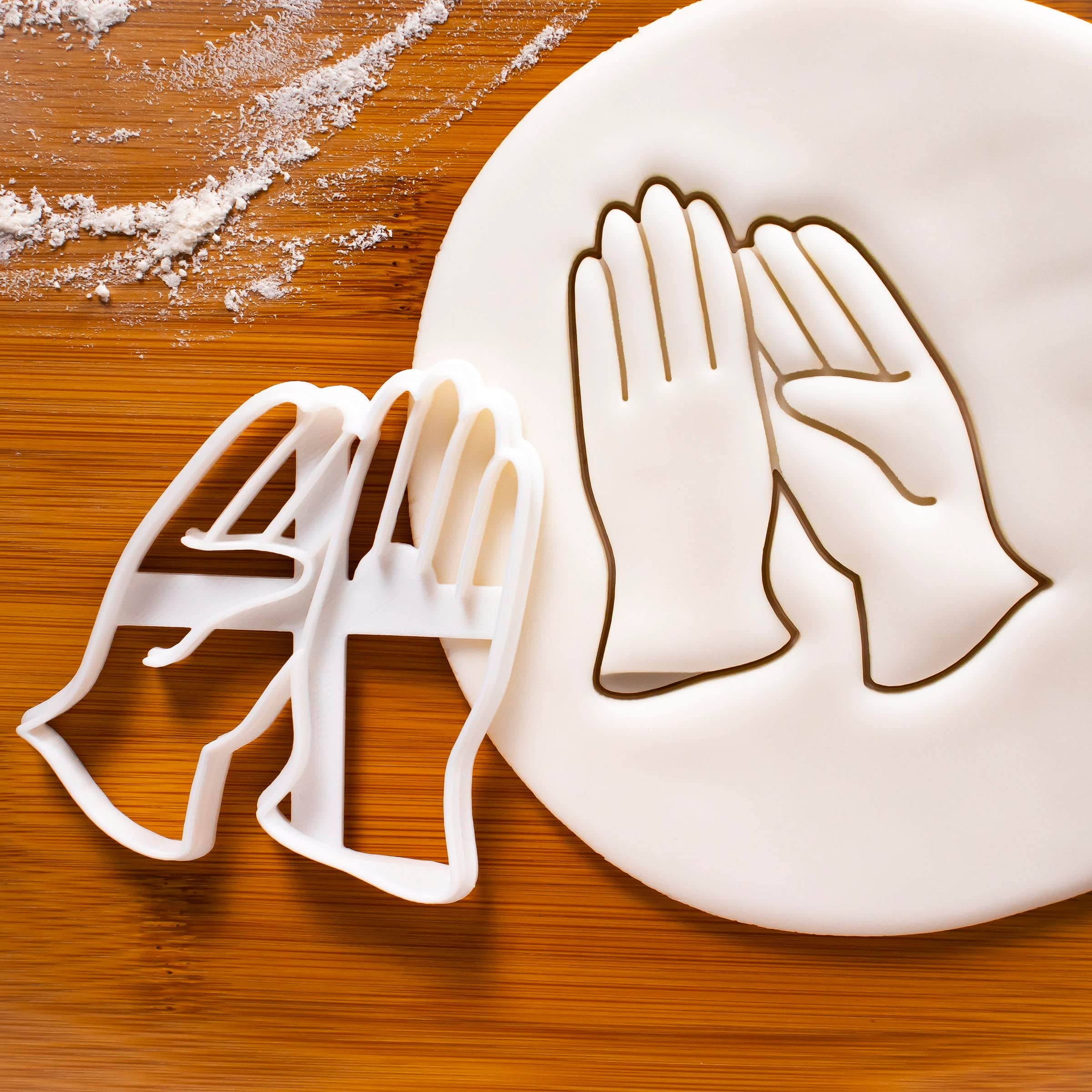 3er Set Laborschutzausrüstung Ausstechformen (Formen: Laborkittel, Laborhandschuhe und Laborschutzbrille), 3 Teile, Bakerlogy