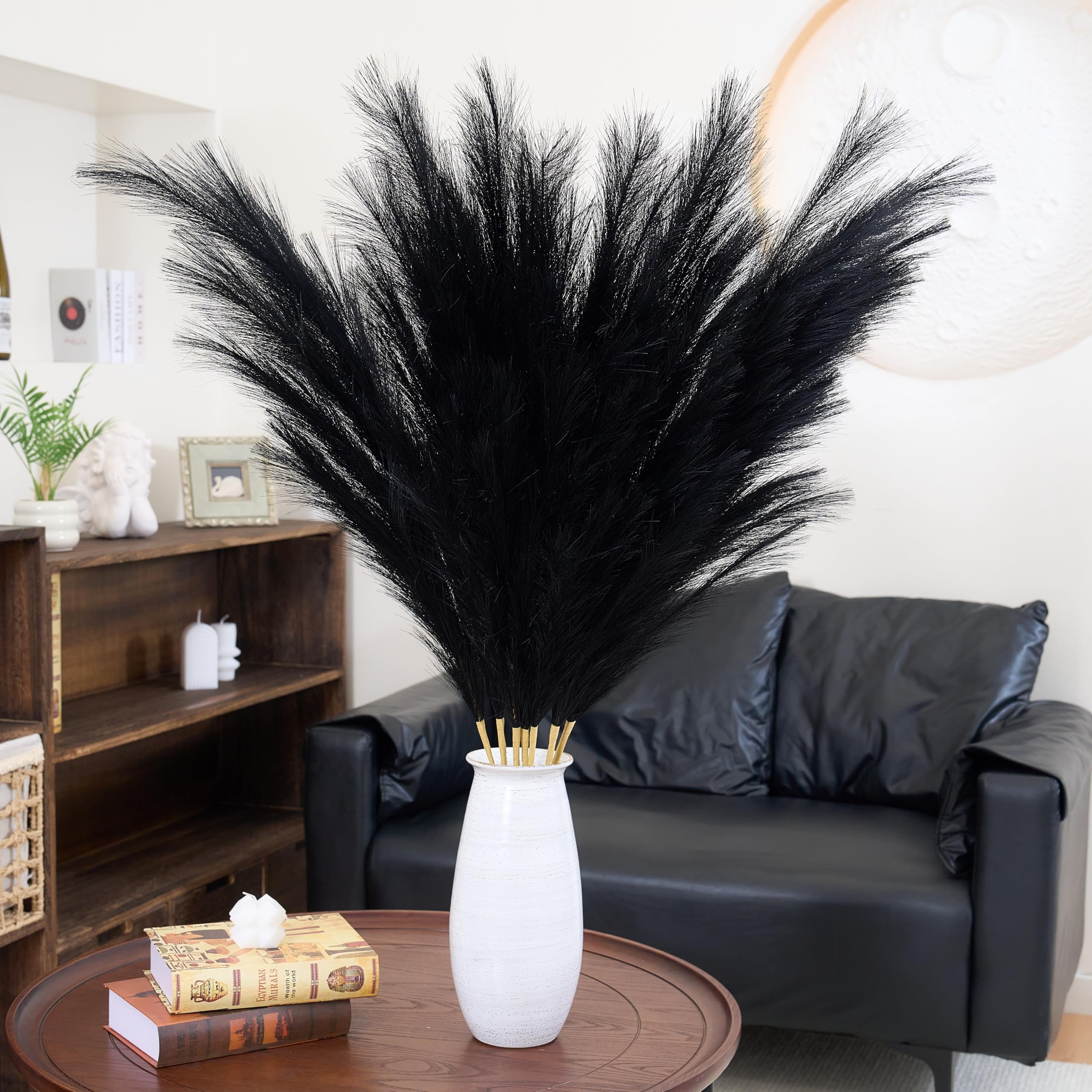 Décoration en herbe séchée Pampas Grass Grande, Pampas Grandes Florales 8 Pièces 110 cm/43", Fleurs de Plumes longues pour décoration de mariage Boho Salon (8 Pièces 110 cm/43", Noir)