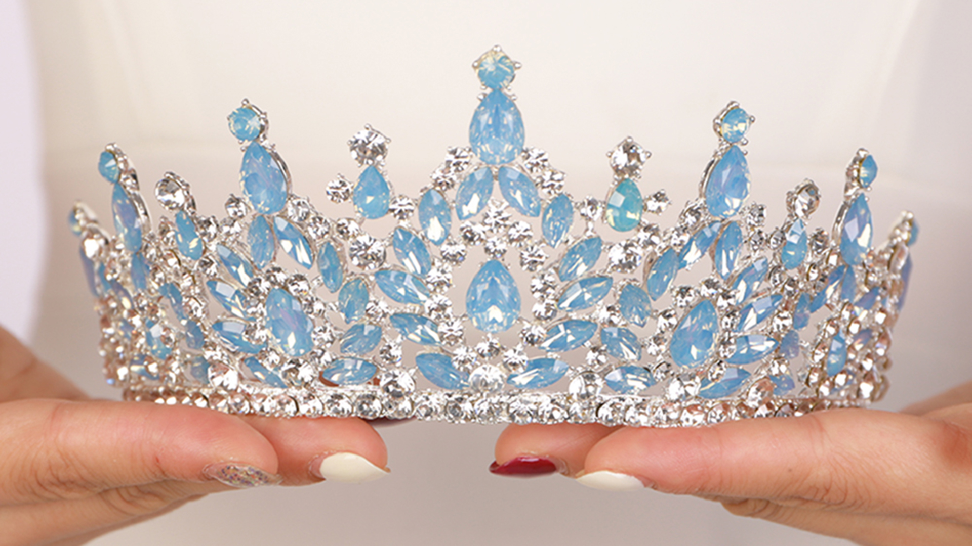 Amazon.com: JWICOS Crystal Crowns and Tiaras Headband for  display picture 1