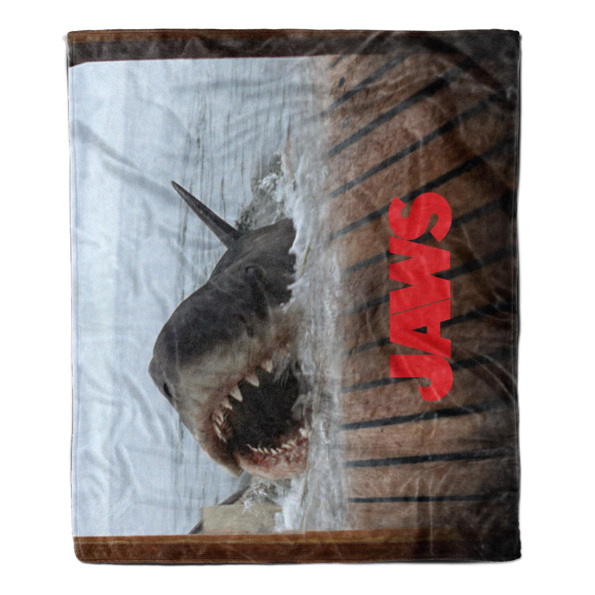 Zavvi Jaws Shark Scene Fleece Blanket M