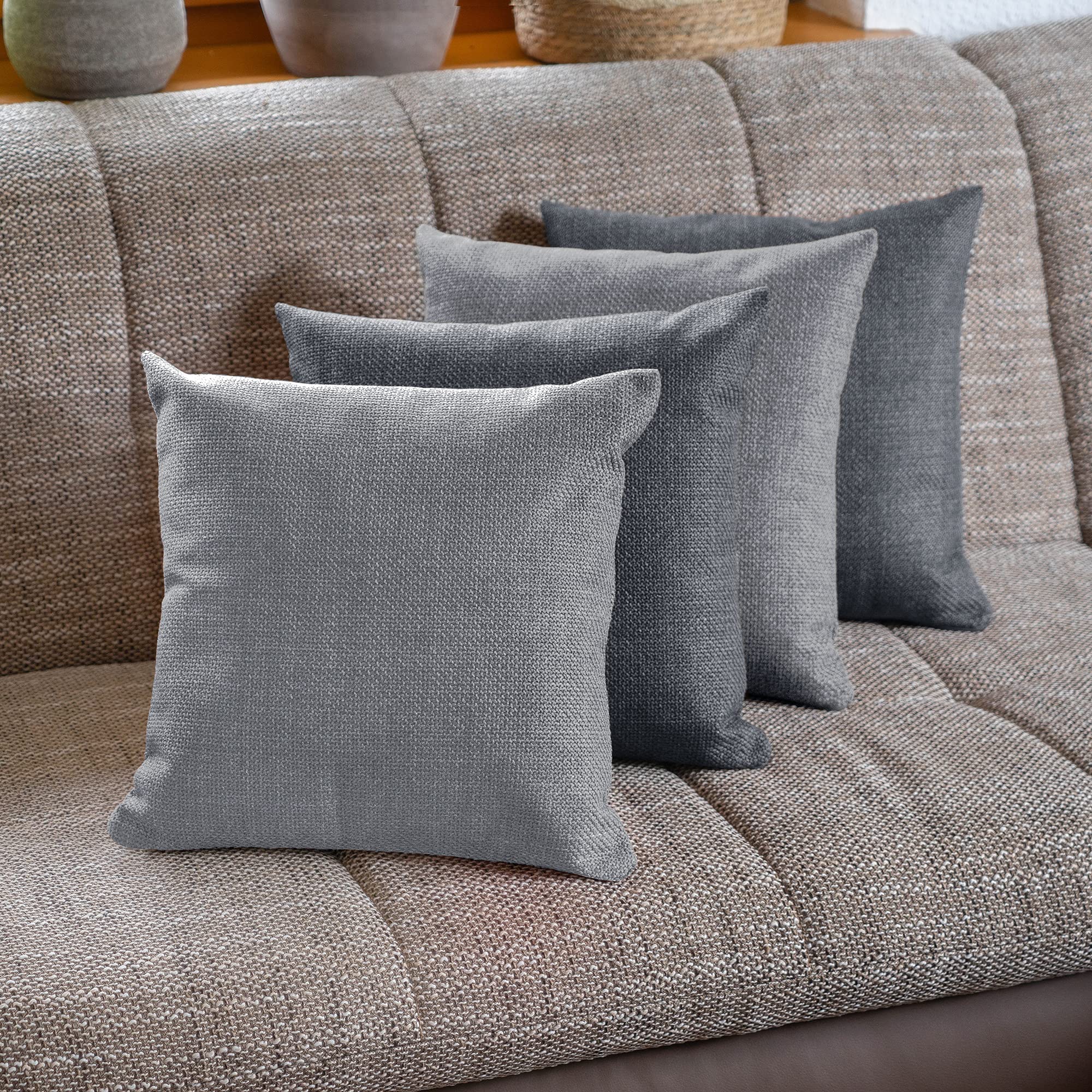Monsera Kissen 40x40 4er Set, Sofakissen mit Füllung und Bezug, weiche Couchkissen, Dekokissen, edler Polsterstoff, leicht glänzend und strukturiert, Luxus Sofakissen inkl. Kissenfüllung (Grau)
