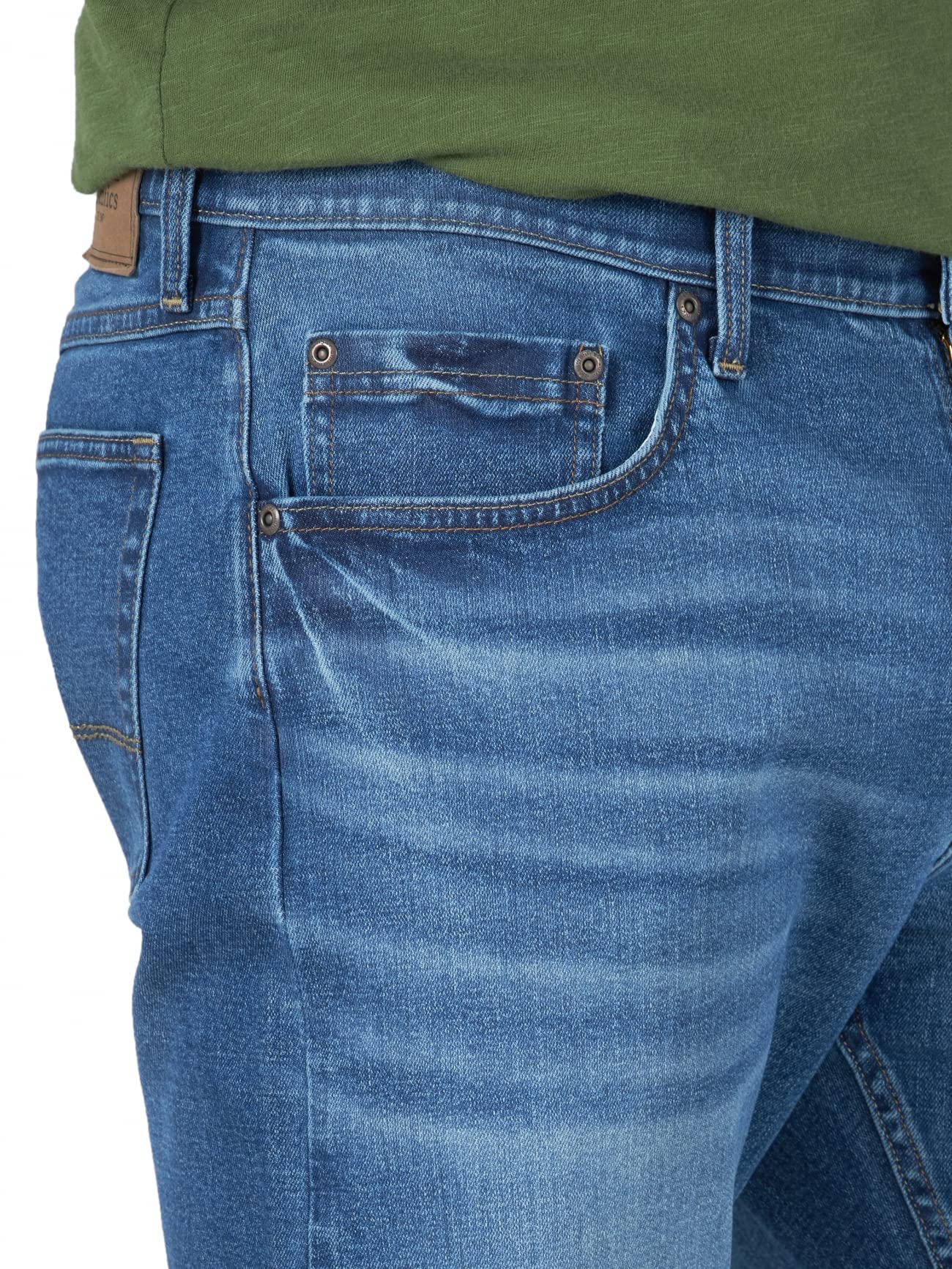 Wrangler Authentics Herren Athletic Fit Stretch Jeans