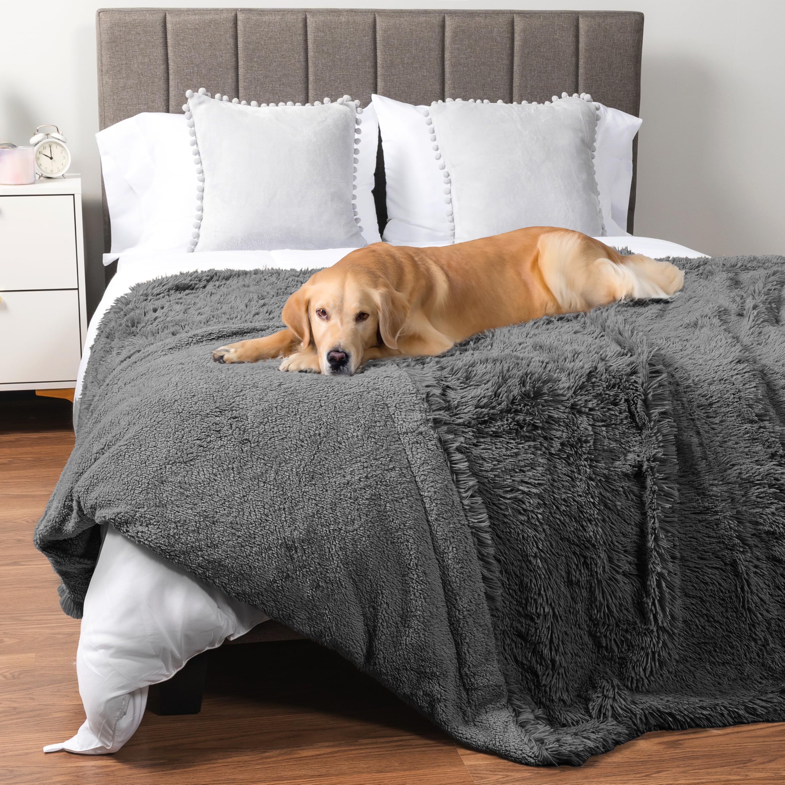PetAmi Waterproof Dog Blanket for Large Dog, Calming Pet Blanket Bed Couch Cover Protector, Washable Sherpa Faux Fur Throw for Sofa Furniture
