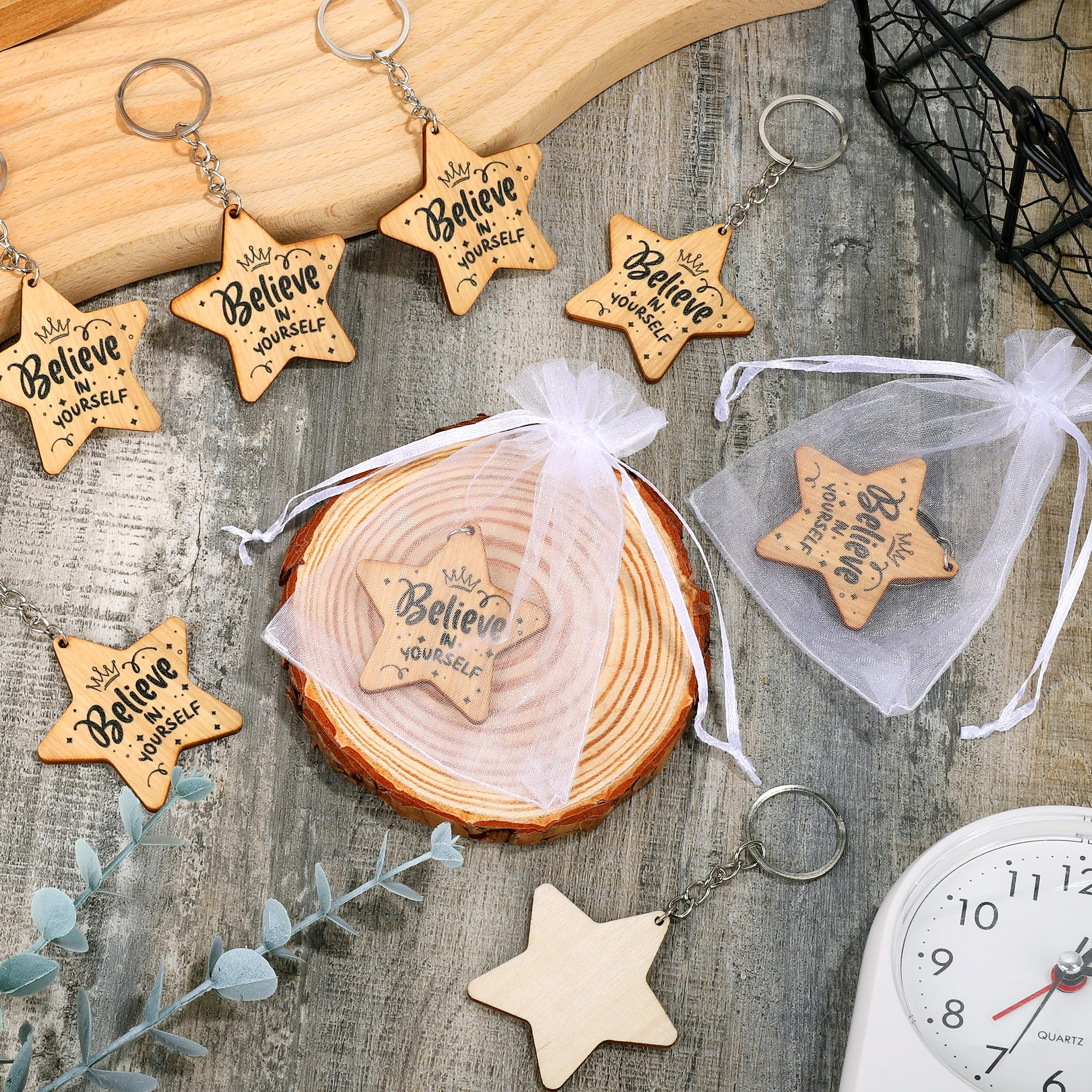 36 Pezzi Regali di Fine Anno per Studenti, Portachiavi a Stella per Lasciare la Scuola, Regali in Legno, Segno di Favore, Regalo dall'Insegnante allo Studente, Regalo Ispirazionale per Laurea