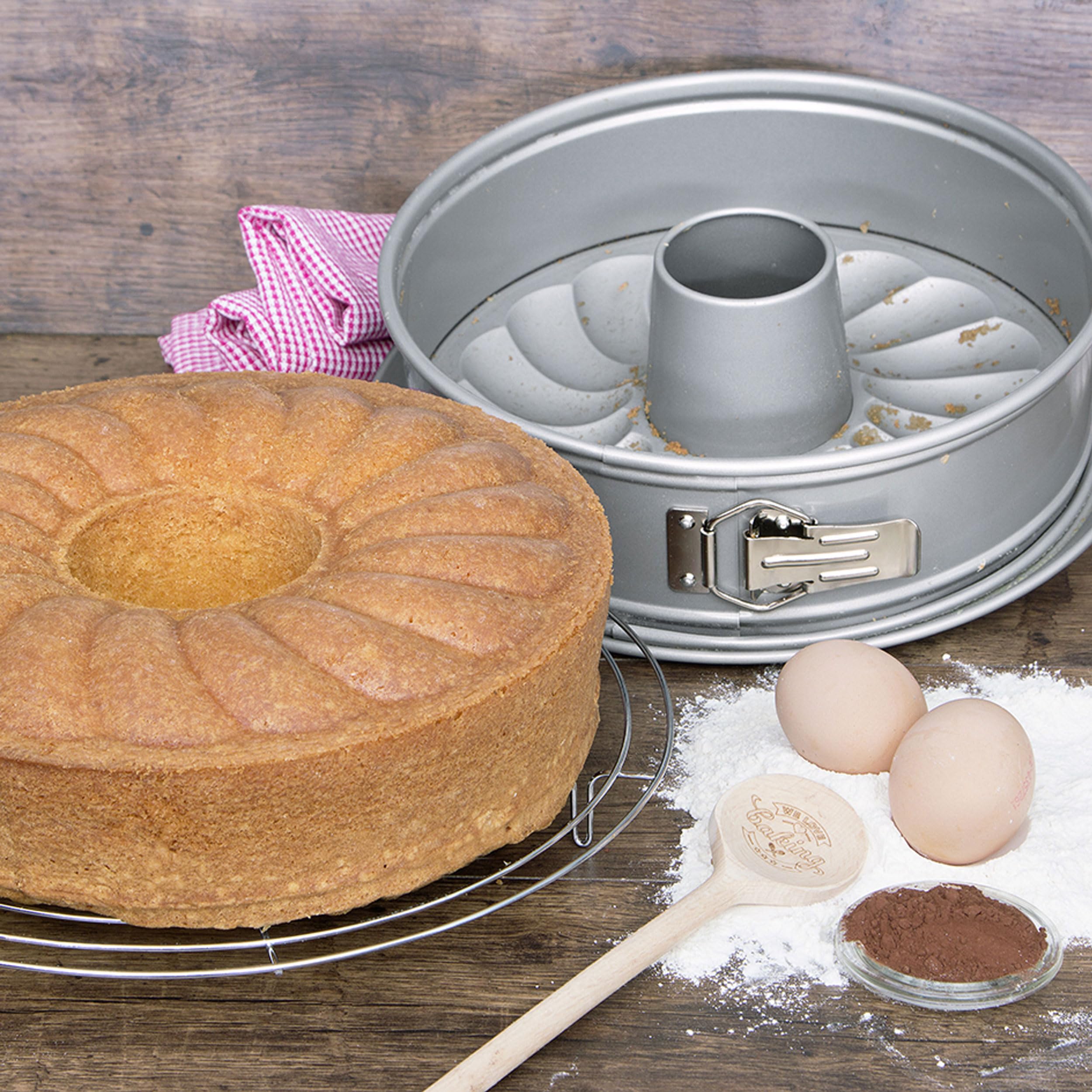 Städter Springform we love baking, Ø 28 cm, mit Flach- und Rohrboden, Hochwertige Antihaftbeschichtung, made without PFAS, Backform für Kuchen & Torten