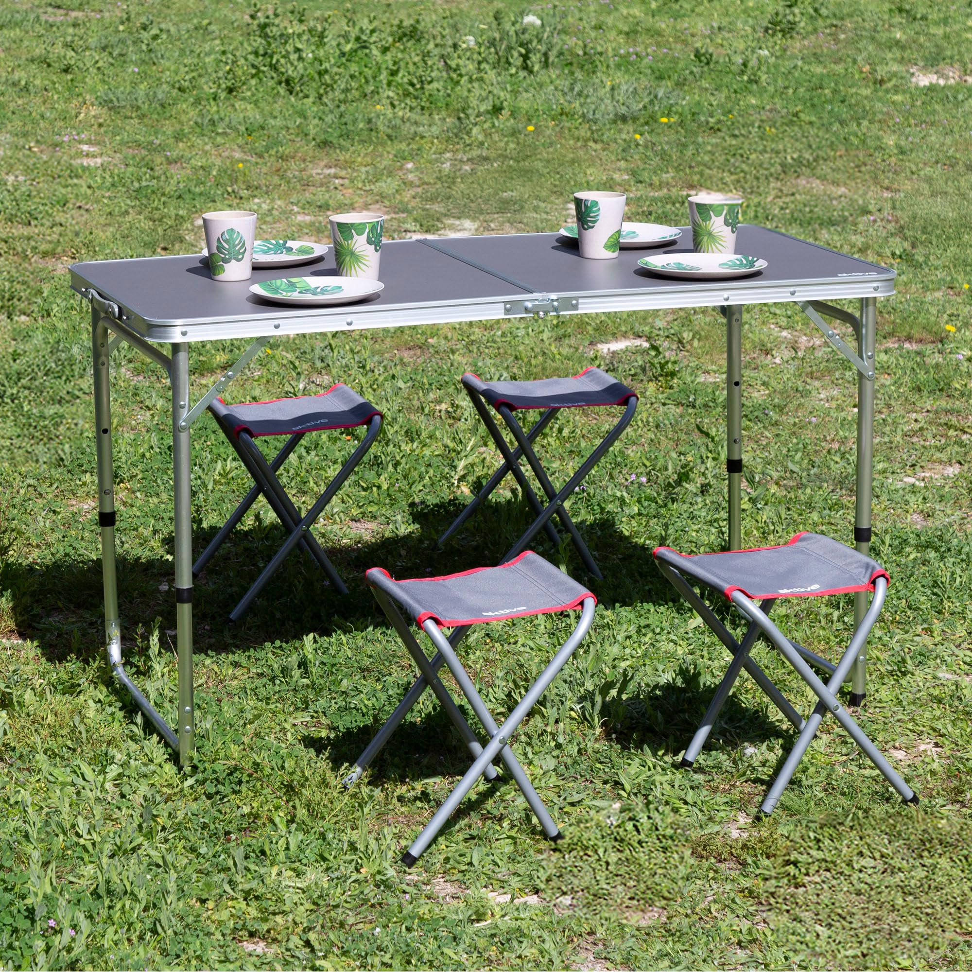AKTIVE 63161 Tavolo pieghevole in alluminio con 4 sgabelli in acciaio, altezza regolabile 60-70 cm, superficie 120 x 60 cm, finitura grigia, design portatile con maniglia per campeggio, spiaggia e