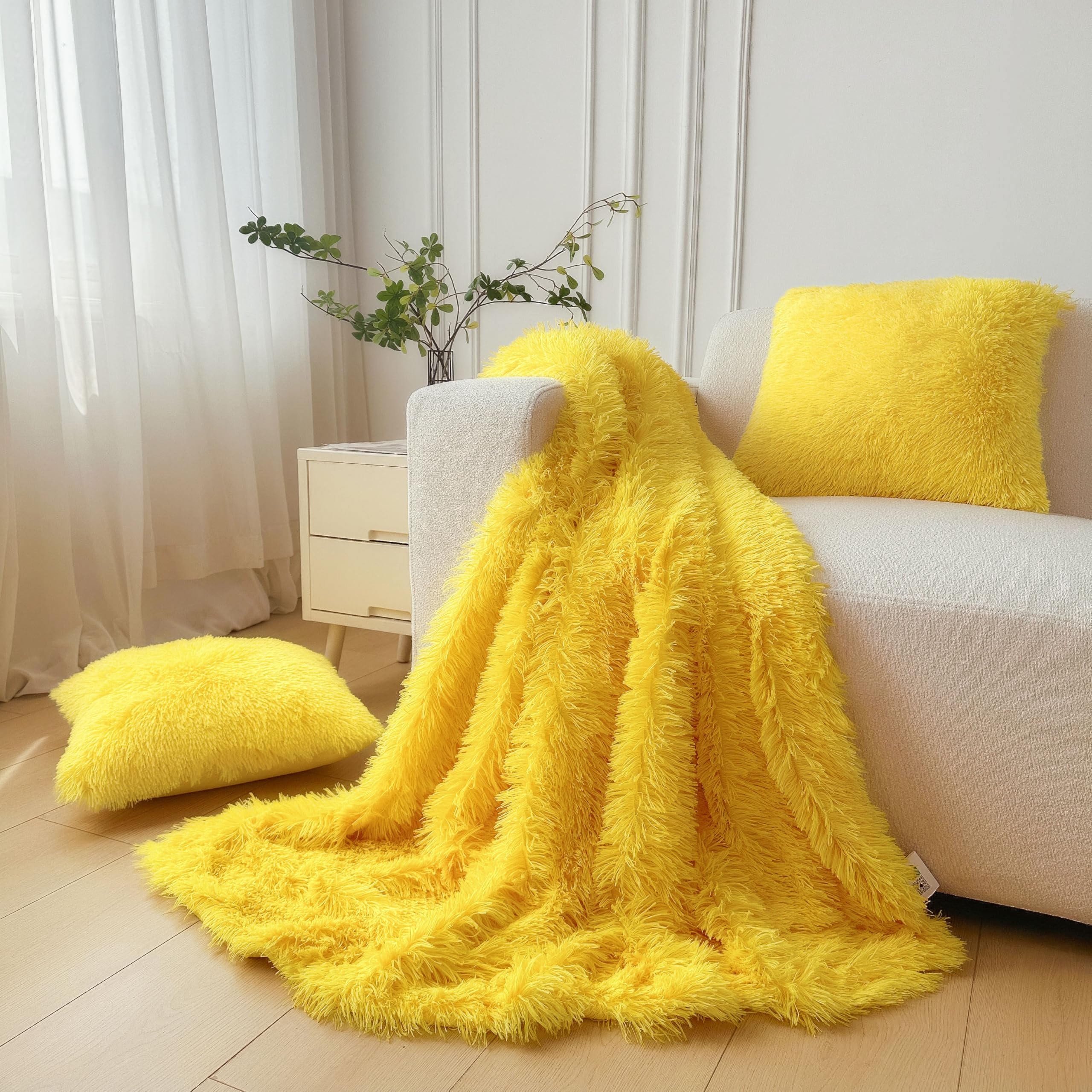 XeGe 3 Pieces Soft Faux Fur Throw Blanket Set, Decoration Fluffy Furry Blanket 50x60, Shaggy Plush Fuzzy Blanket with 2 Throw Pillow Covers 18x18 for