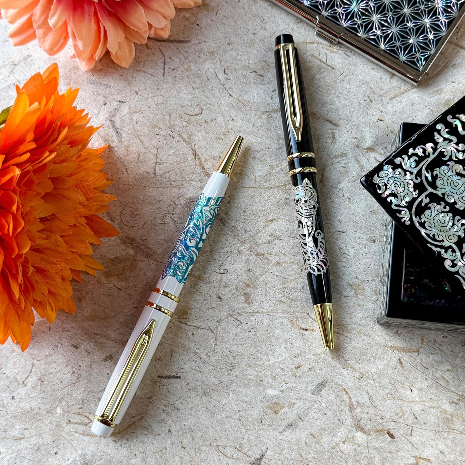 Inlay Mother of Pearl Design Handmade Ballpoint Pen Retractable Executive Gift Rollerball Point Black Ink (Hojakdo)