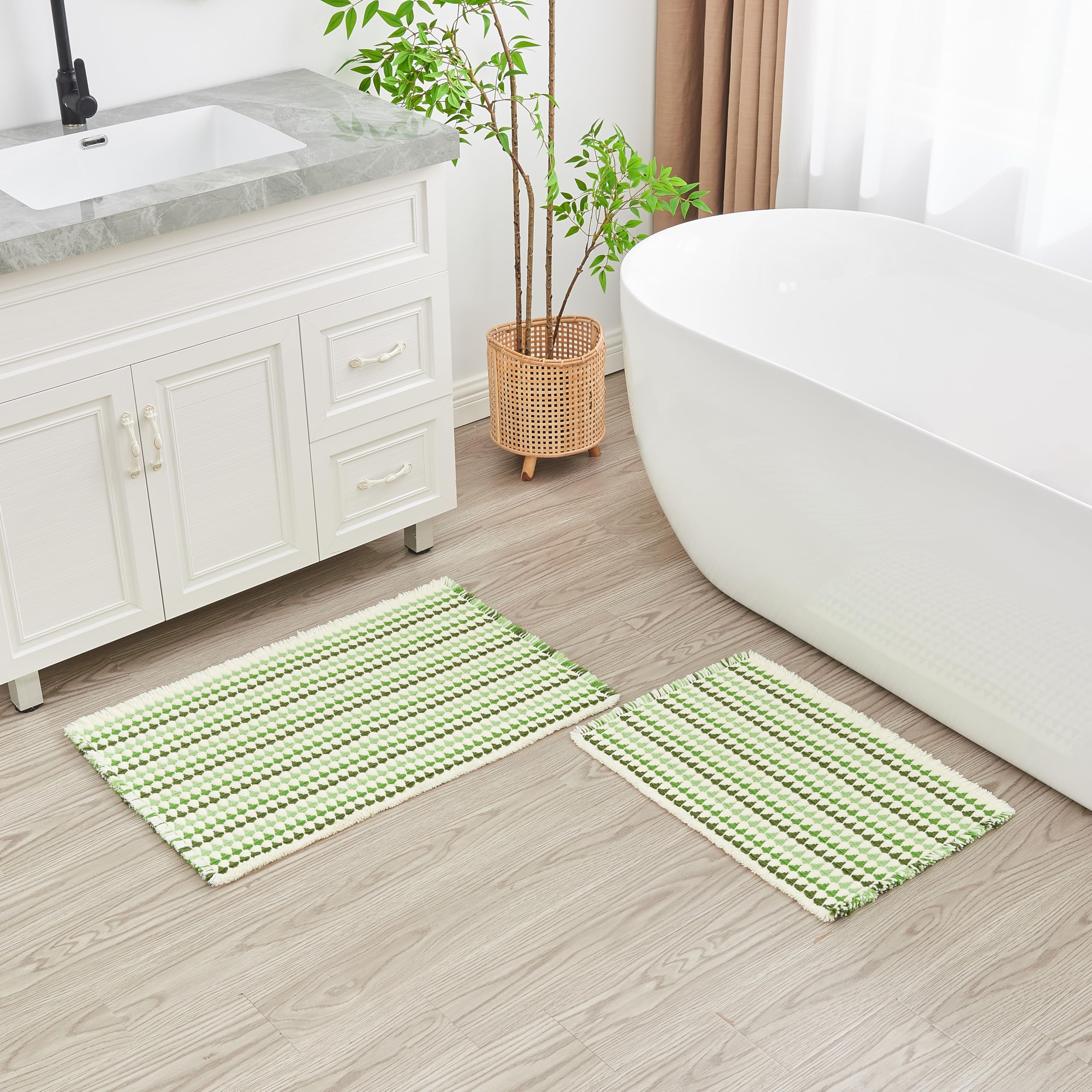 Douceur Boho Bath mat for Bathroom Floor Non Slip, Acrylic Blend Cute Bath Mats with Tassels, Quick Dry Bath mats Machine Washable, 20" x 32", Green