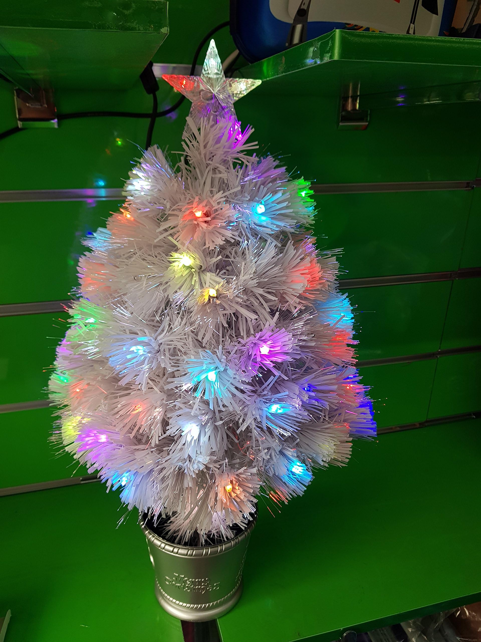 HISP GLA 2ft 60cm White Small Pre Lit LED Star Fibre Optic Christmas Tree xmas