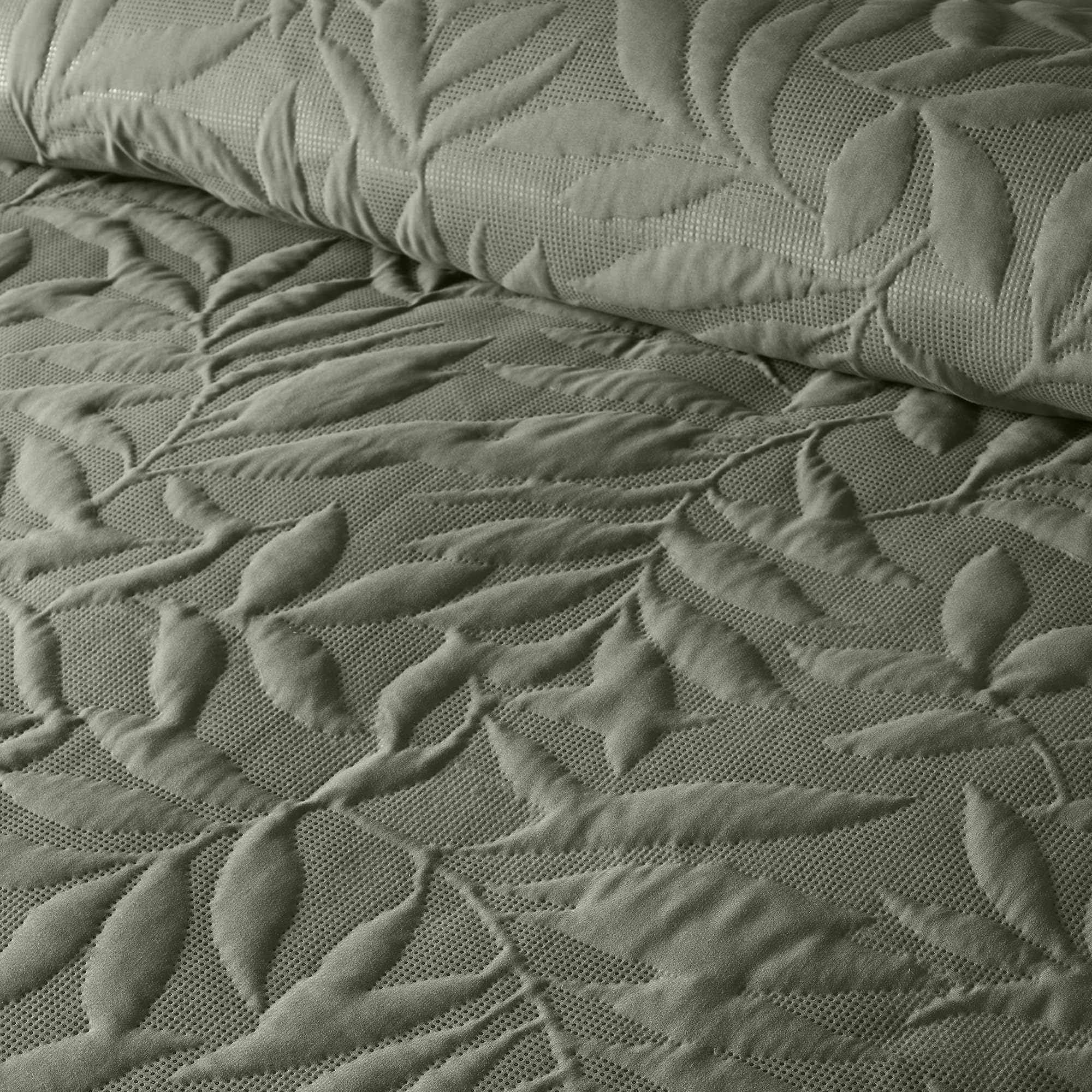 Serene - Funda de edredón con Estampado de Hojas Verdes Caqui - Tamaño King (230 x 220 cm) - Tacto Suave - Funda de edredón Bordada de Hojas/Hojas en Verde Caqui - Juego de Ropa de Cama de Lujo -