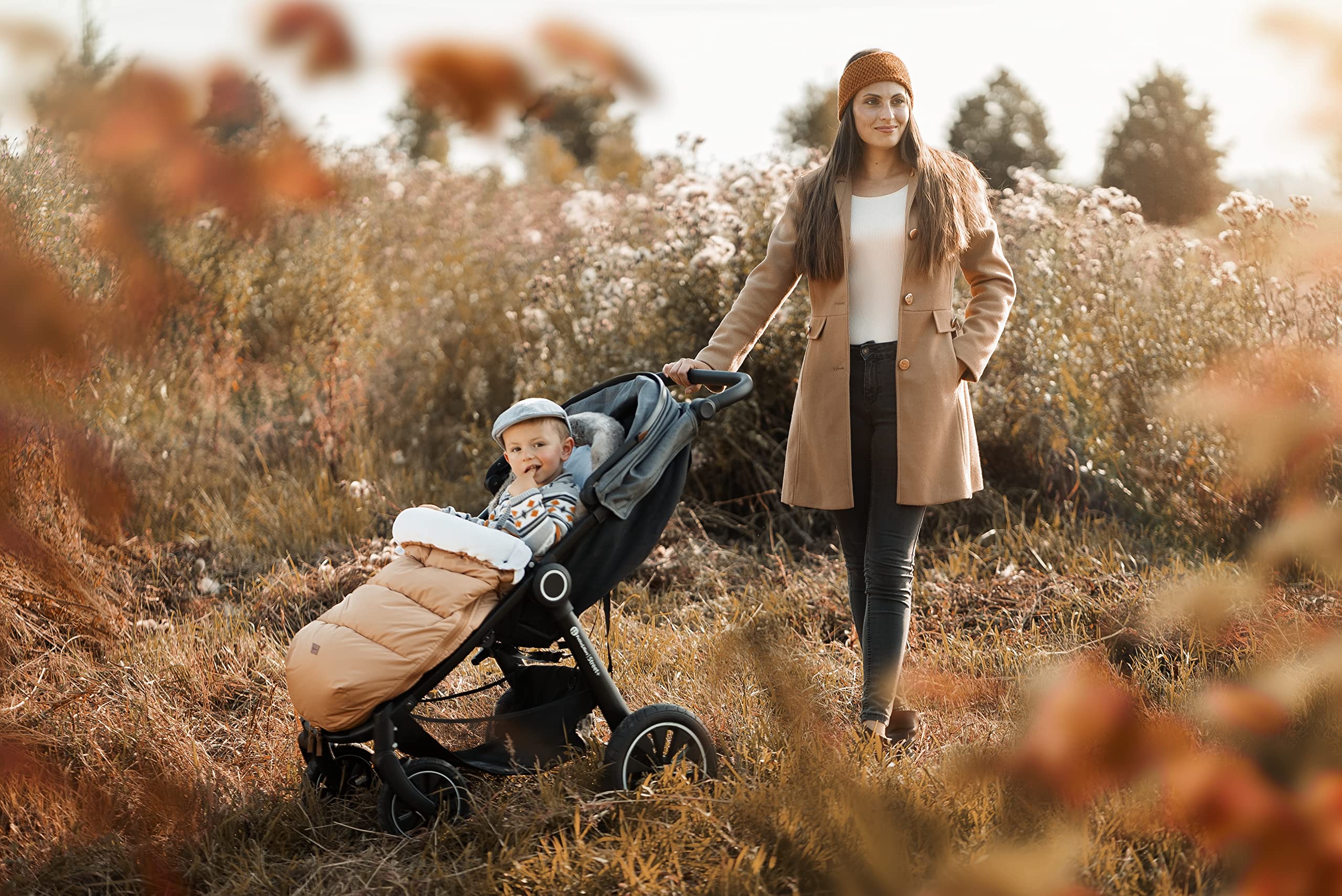 Petite&Mars COMFY Chancelière 4 en 1 pour poussette - Insert pour poussette - Chancelière d'hiver - Imperméable - Coupe-vent (Noir)