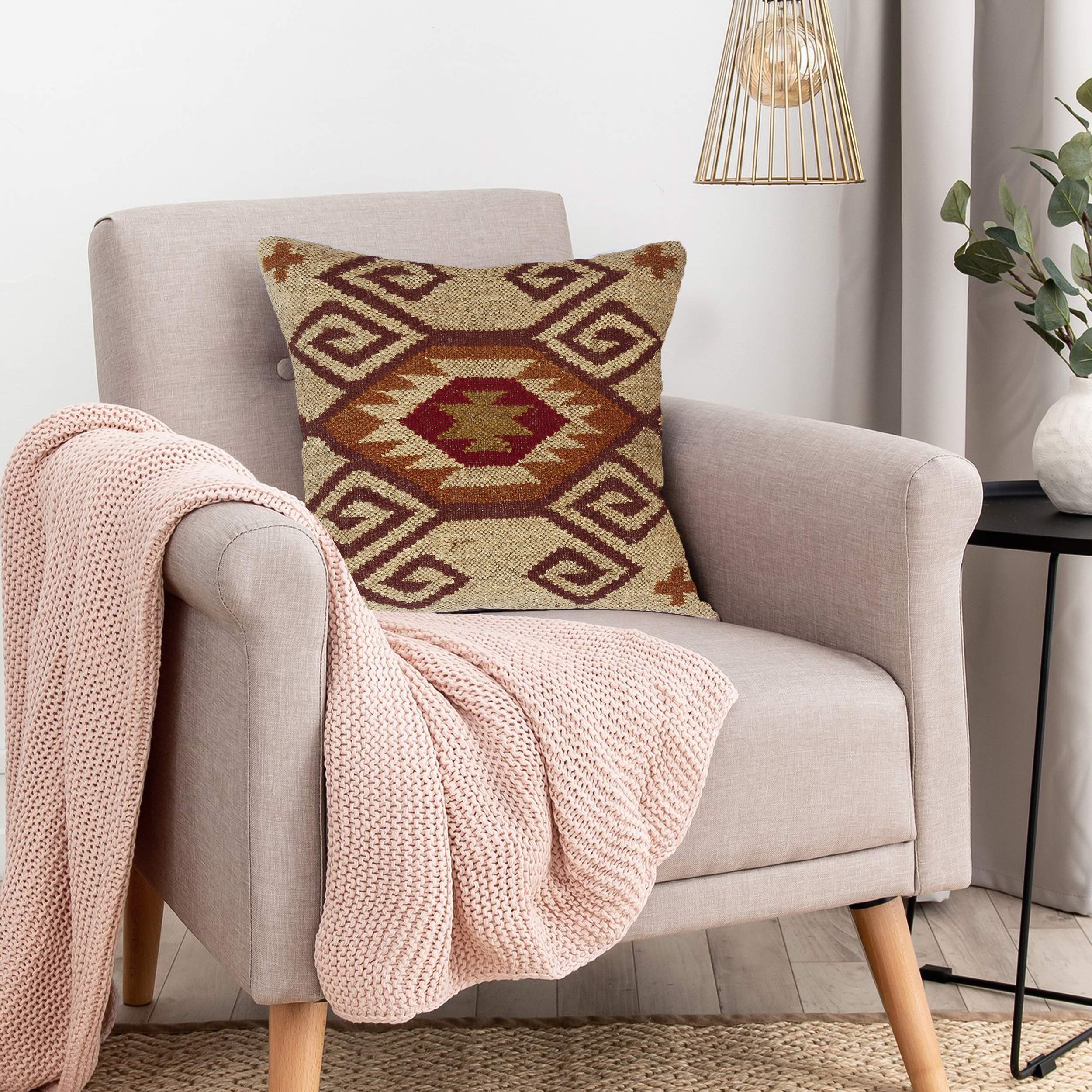 Coussin Kilim en jute fait main 45x45 cm : finissez-en avec les salons ternes